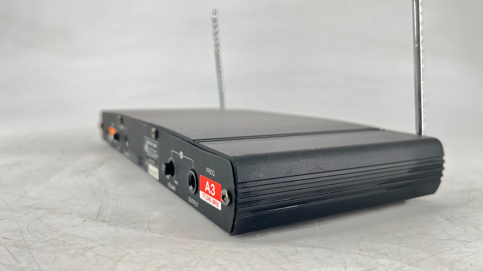 Azden Discrete 2CH VHF Receiver 221R