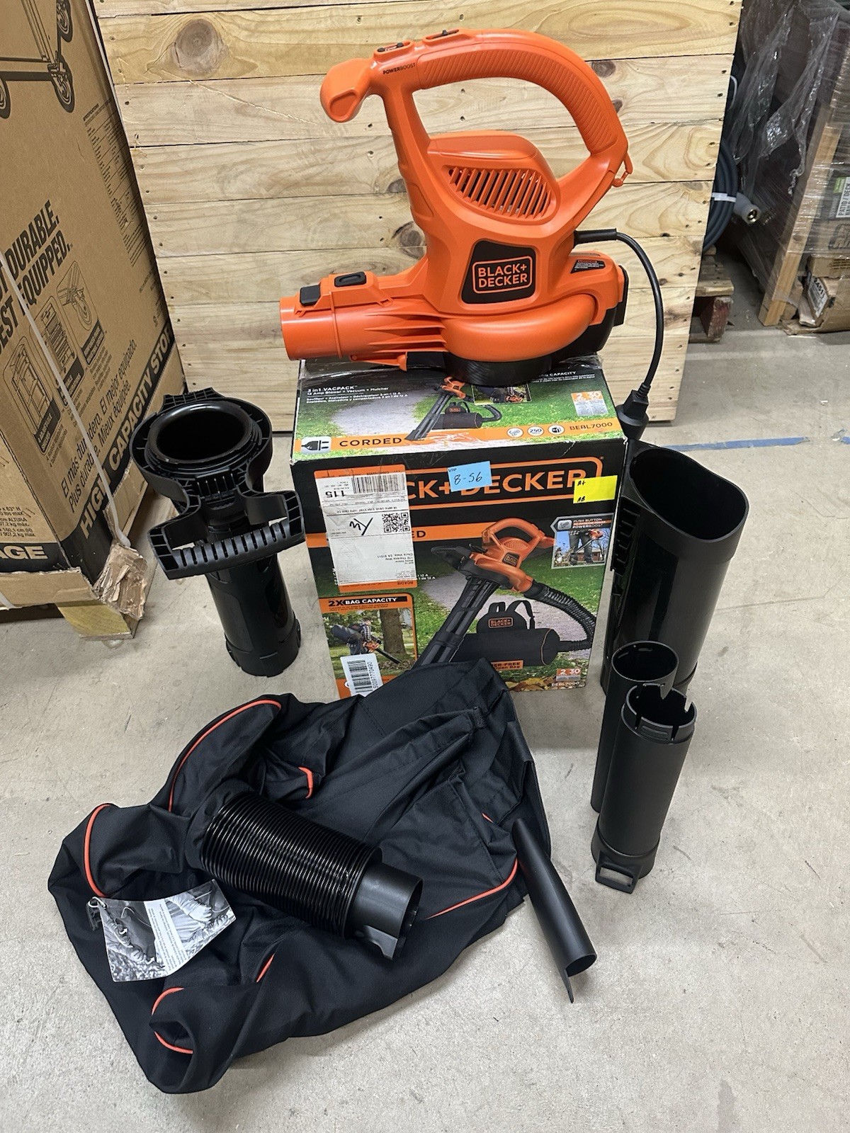 Black & Decker BEBL7000 VACPACK 3-in-1 Corded Leaf Blower/Vacuum/Mulcher