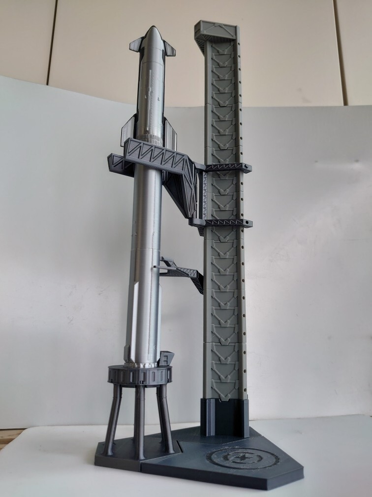 1/400 Scale SpaceX S24/B7 Starship Super Heavy Launch Model Set with Tower
