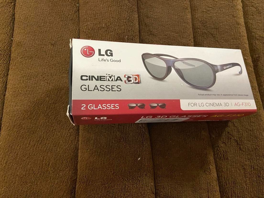 LG CINEMA 3D GLASSES 2 PAIR NEW