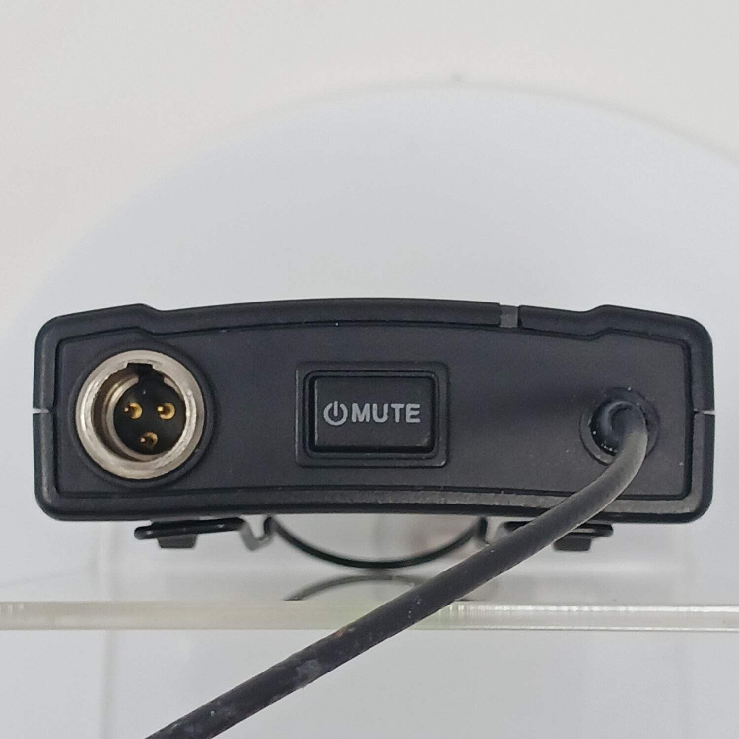 Airwave U-42 2.4 GHz ISM Wireless Microphone