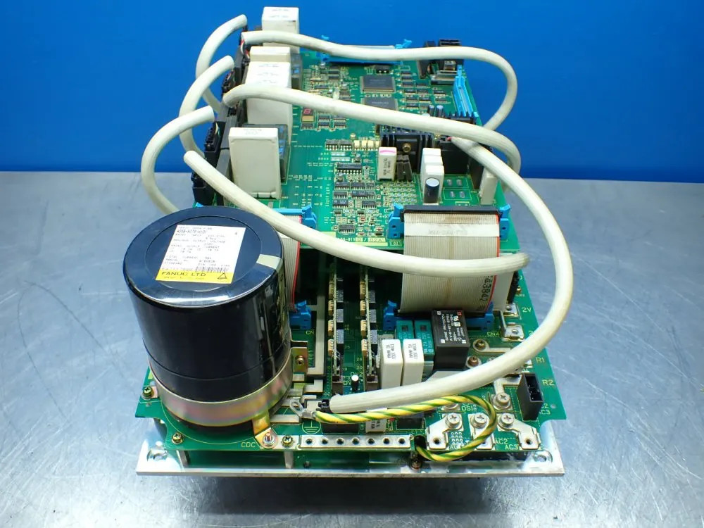 FANUC A06B-6076-H101 SERVO AMPLIFIER DRIVE.   08251470233