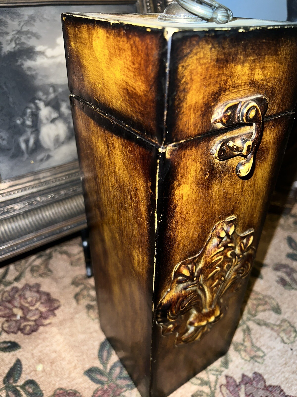 Vintage Brown Box Fleur-De-Lis Hinged