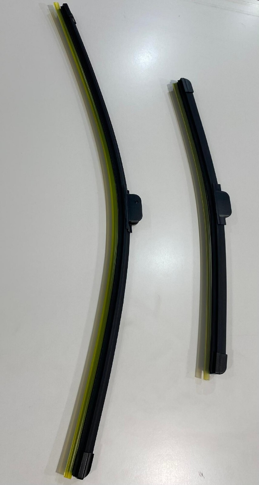 GEELY EC7, Emgrand 718 SET DE ESCOBILLAS (DERECHA / IZQUIERDA)