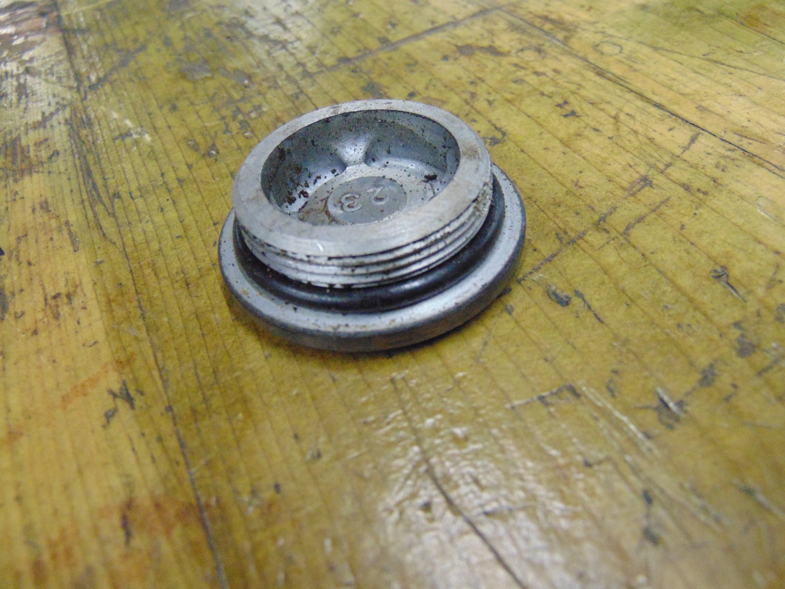 SUZUKI DRZ400 DRZ400S 2000-2004 GENERATOR CASE INSPECTION CAP
