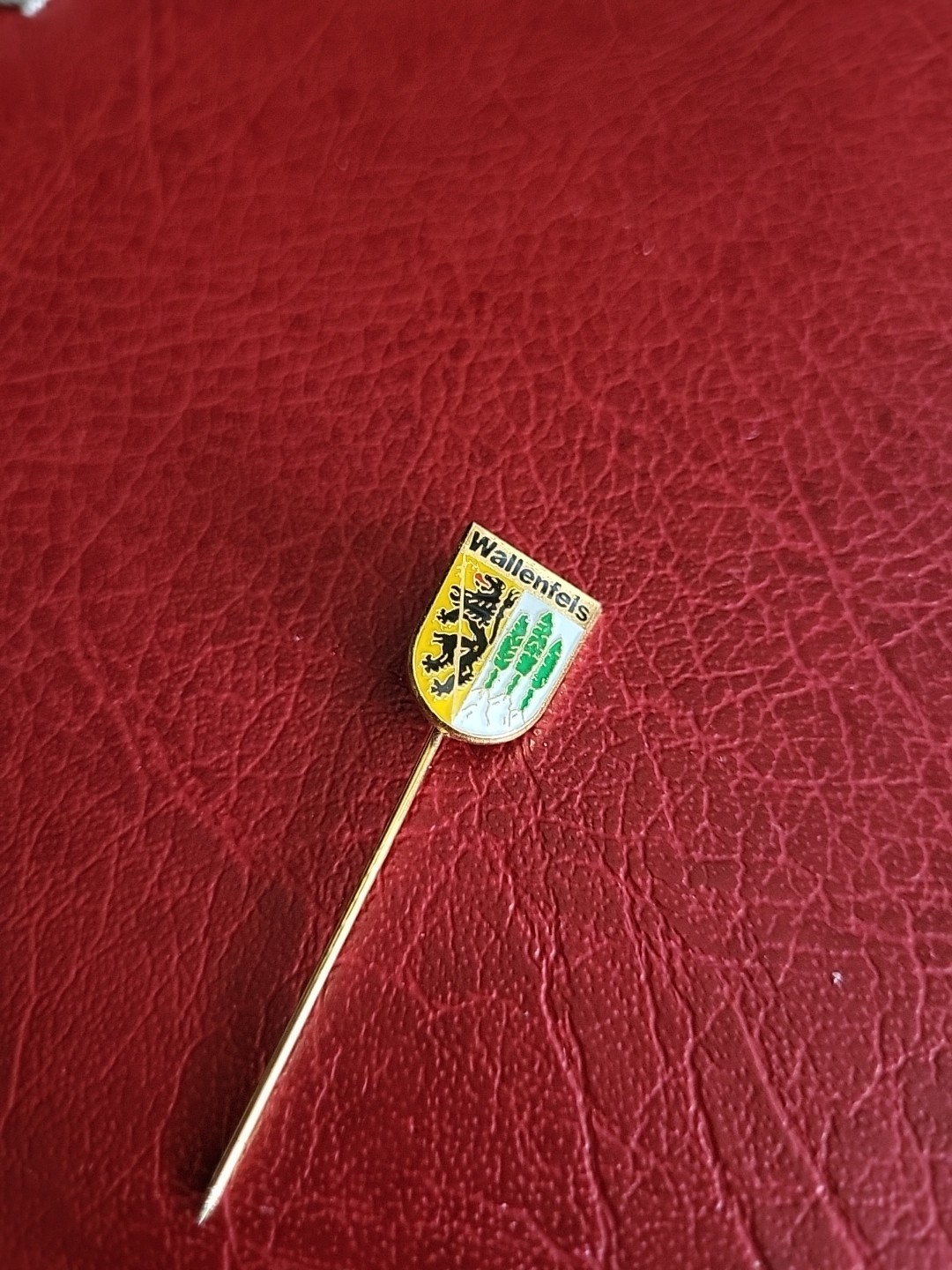 Vintage Pin Hatpin Hiking Pin Brooch Wallenfels