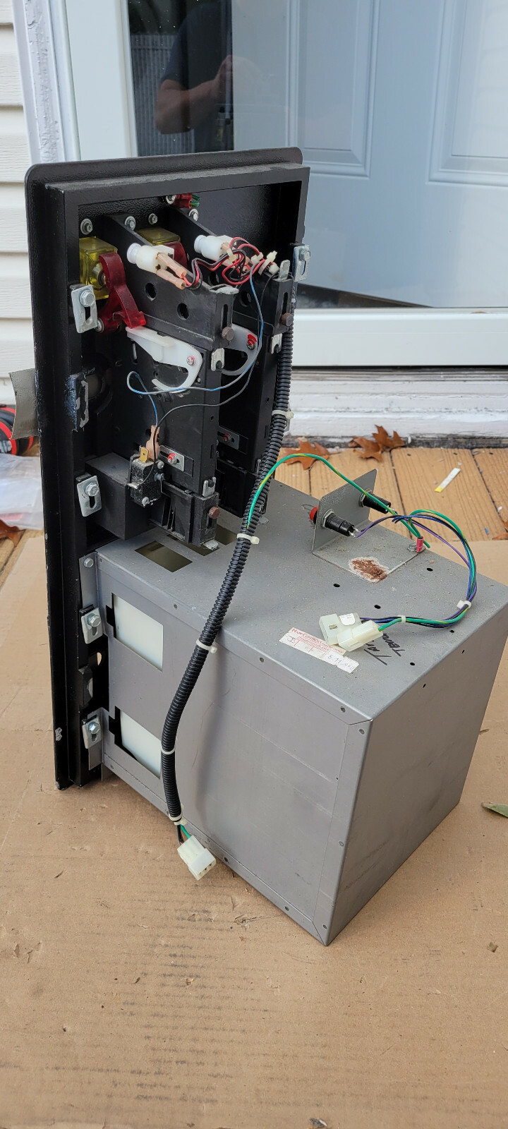 TARGET TERROR COIN DOOR (HAPP)