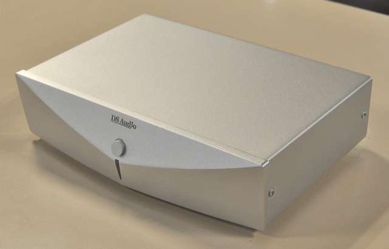 DS Audio DS-E3EQ Phono Equalizer, Stereo, Compact Used