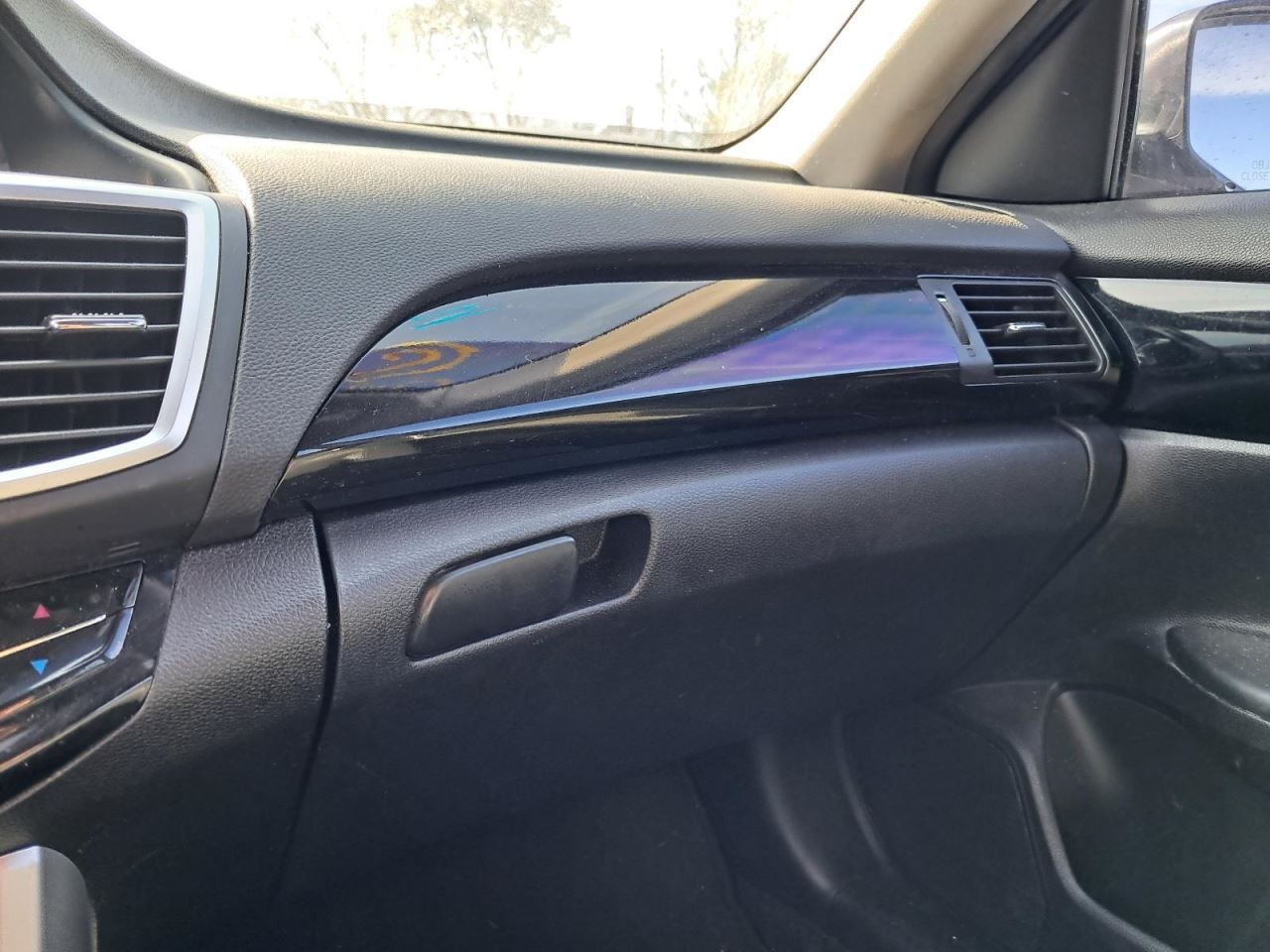 ACCORD    2016 Glove Box 4837186