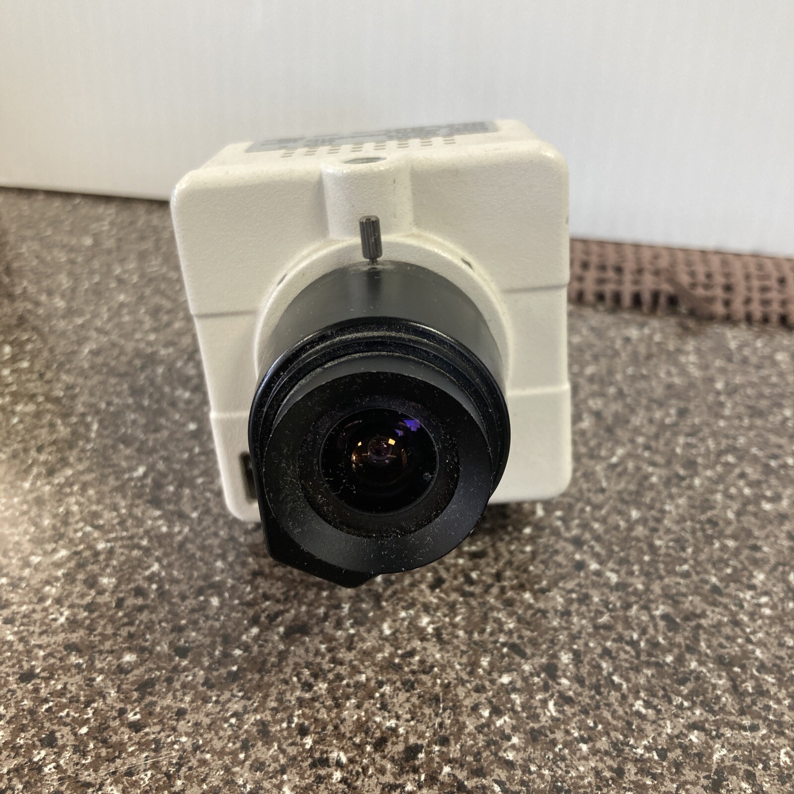 Ikegami ISD-A10 HSuper Cube DSP Color Camera with Lens