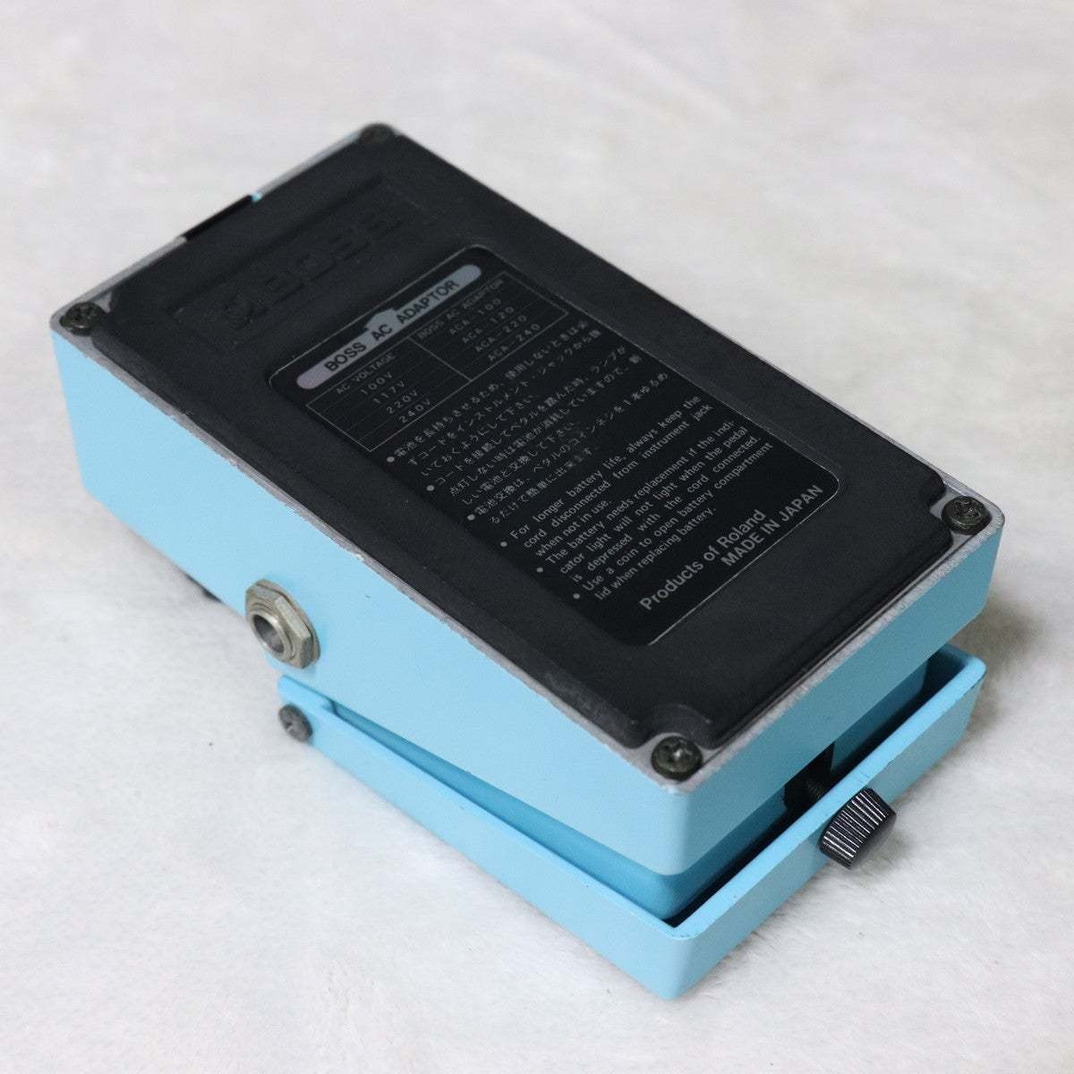 BOSS CE-2 Vintage Analog Chorus Pedal Black Label Made in Japan Used