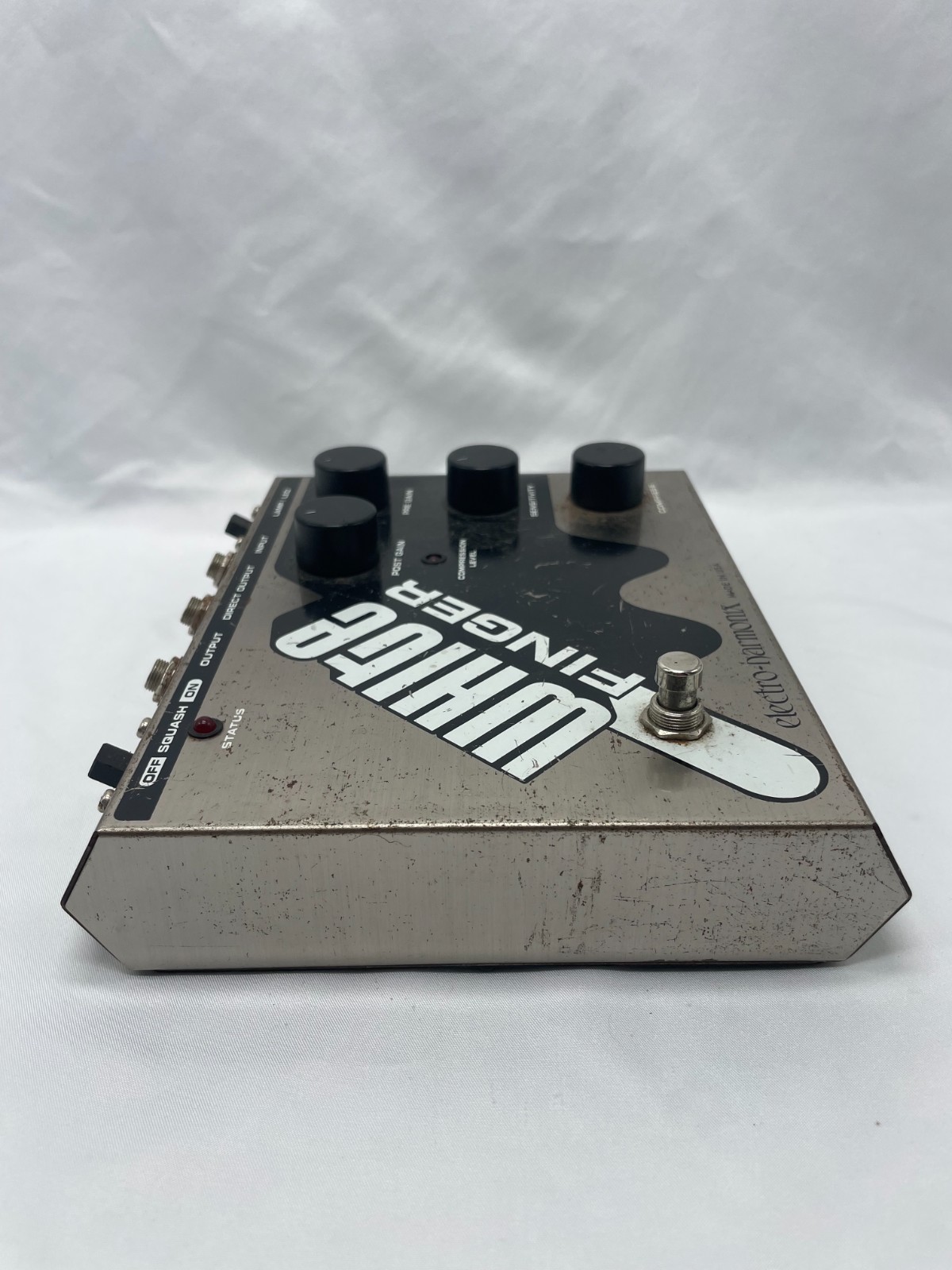 Electro-Harmonix White Finger Analog Optical Compressor with 40V Power Supply