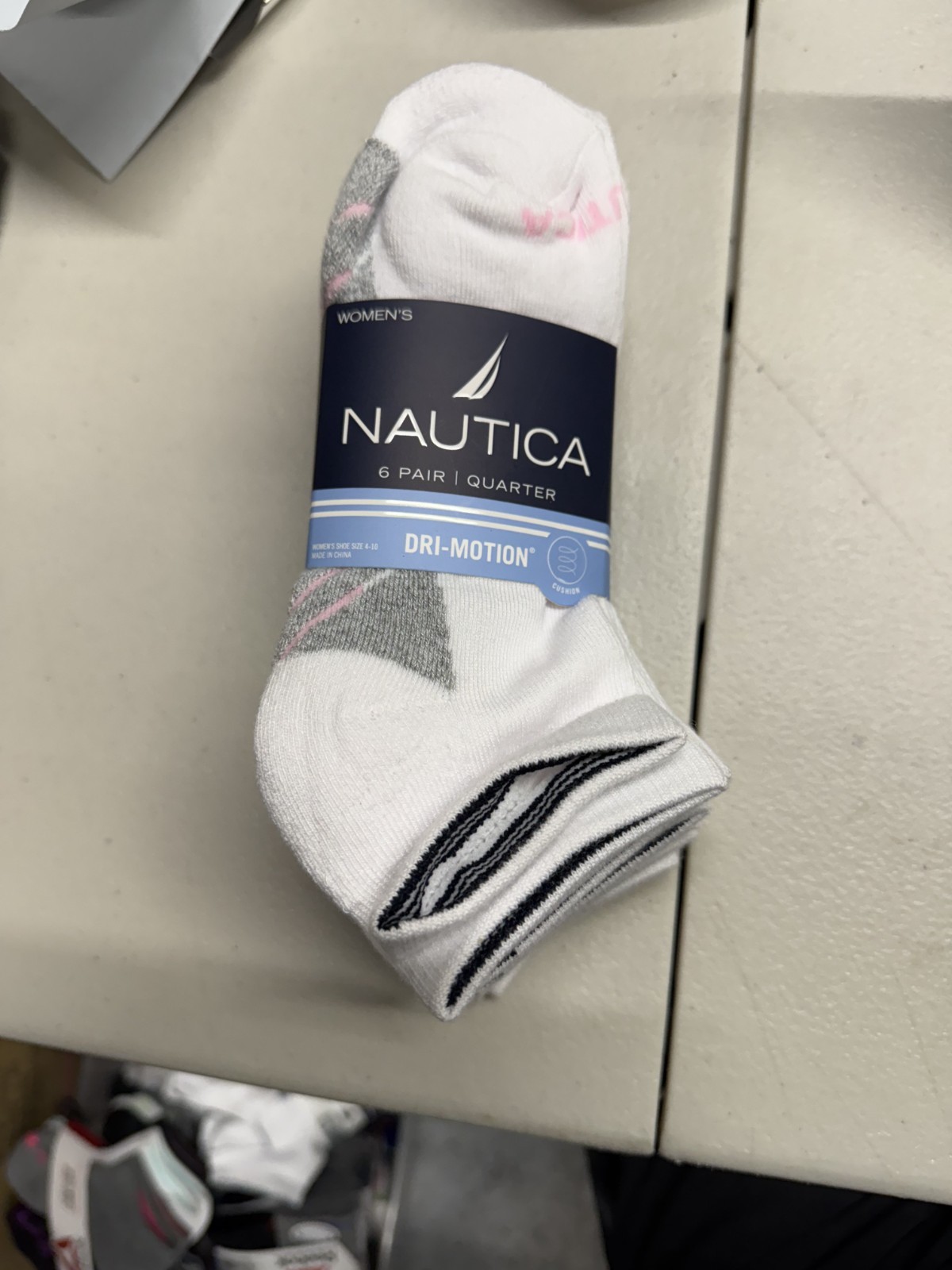 Nautica 6-Pair Women's Athletic Quarter Cut Socks White (6 Pair)