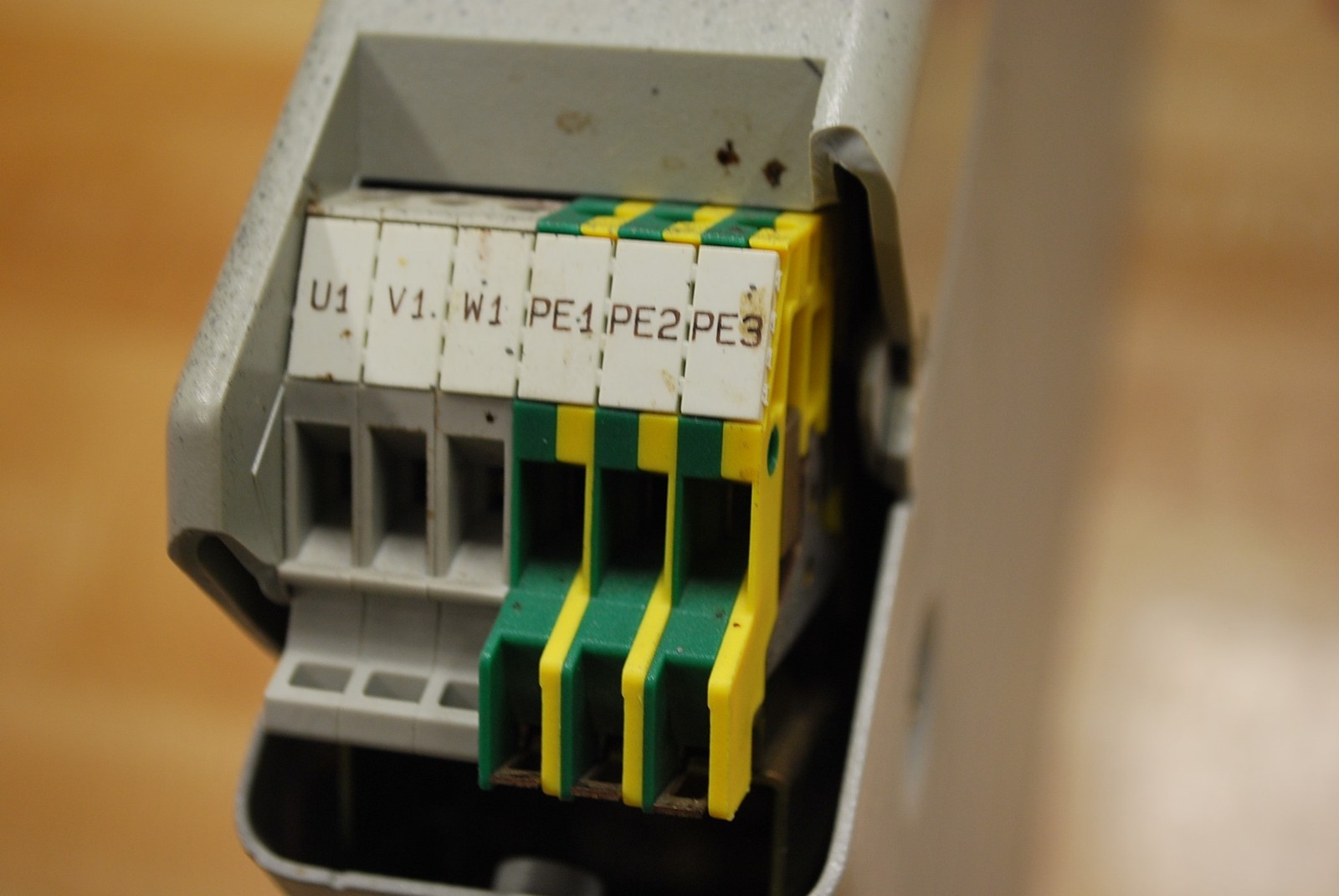 Allen Bradley 1394-AM03 Series B AC Servo Controller - USED