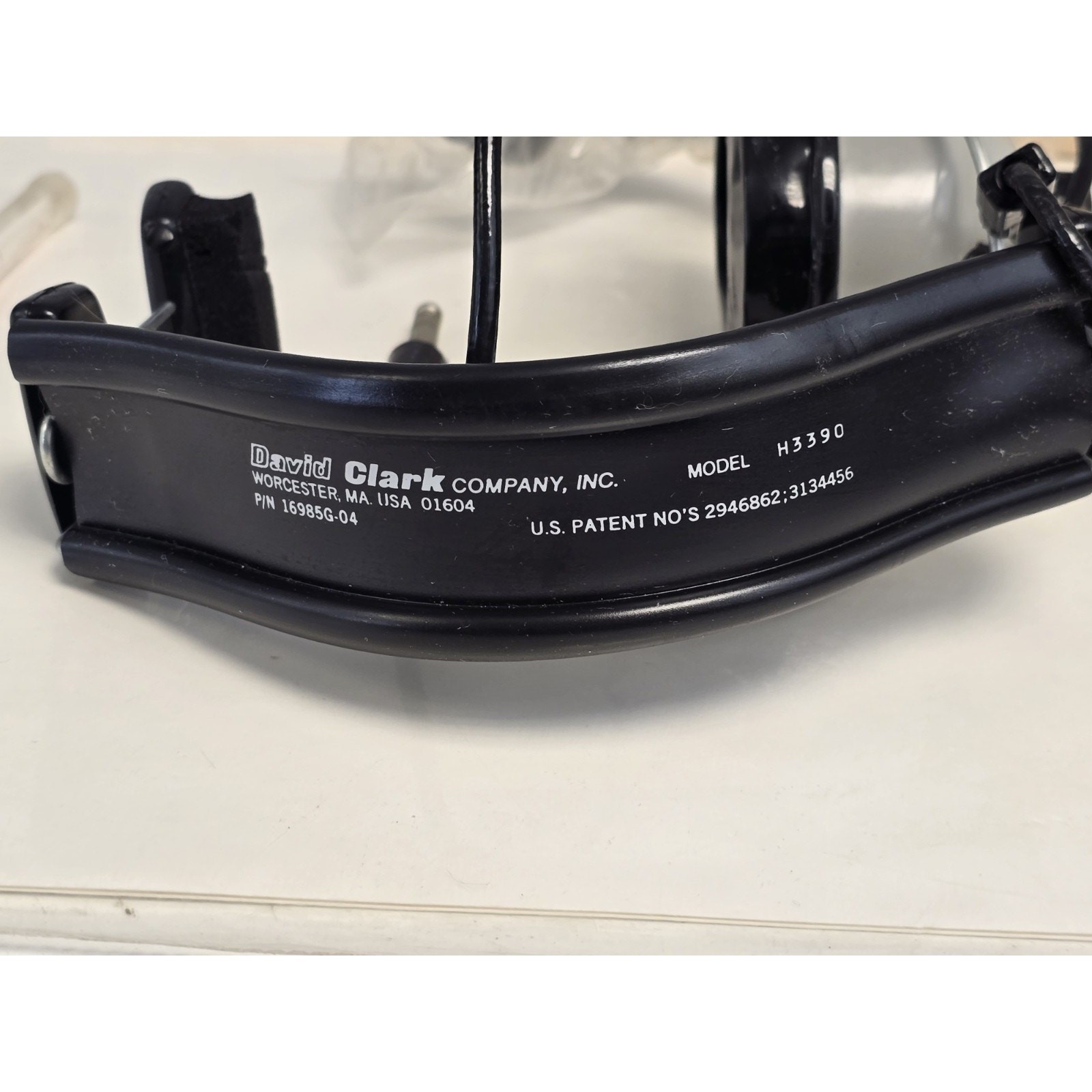DAVID CLARK Model H3390 Aviation Headset with M2 Microphone New in Box