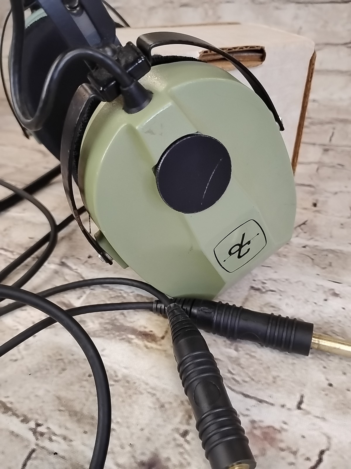 DAVID CLARK H10-80 AVIATION HEADSET W/ M-4 MICROPHONE DUAL PLUG GREAT CONDITION