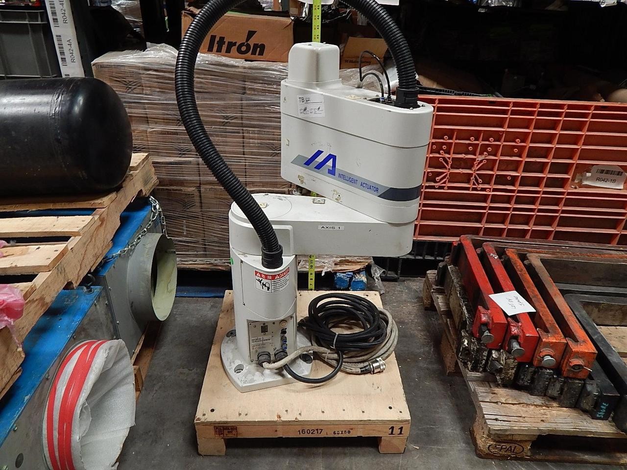 INTELLIGENT ACTUATOR IH-700-150 ROBOT ARM ASSEMBLY