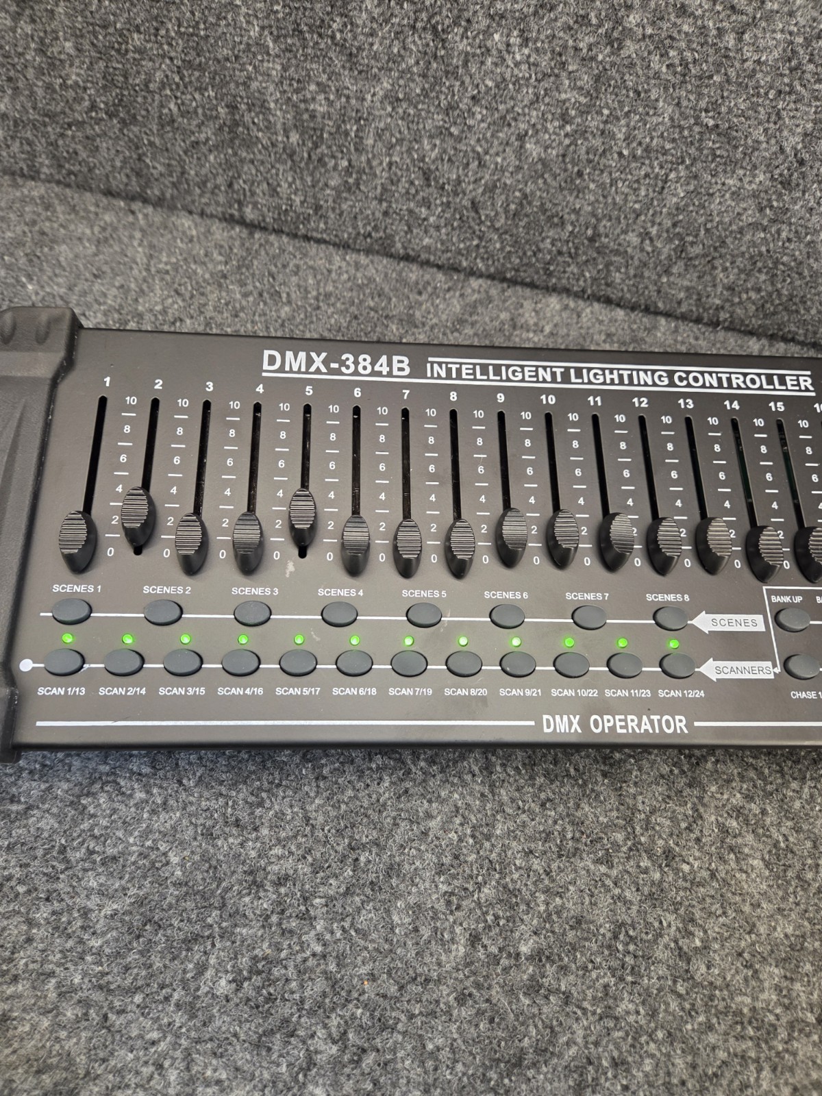 DMX 384B Channels Operator Console Controller For Stage Lighting DJ Club