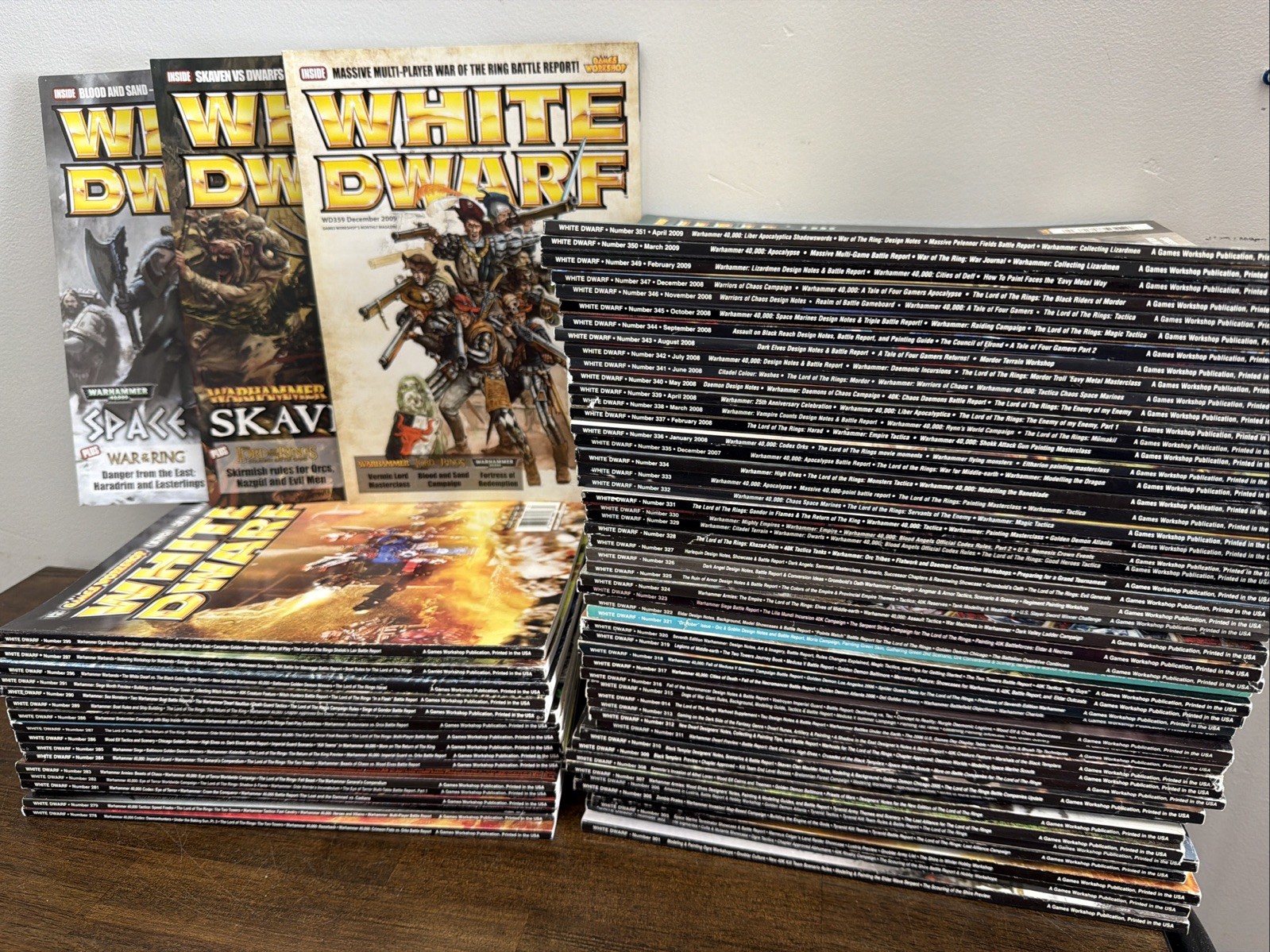 HUGE LOT of 70 White Dwarf Magazines Warhammer 299-351, 279-291 Plus Others 2006
