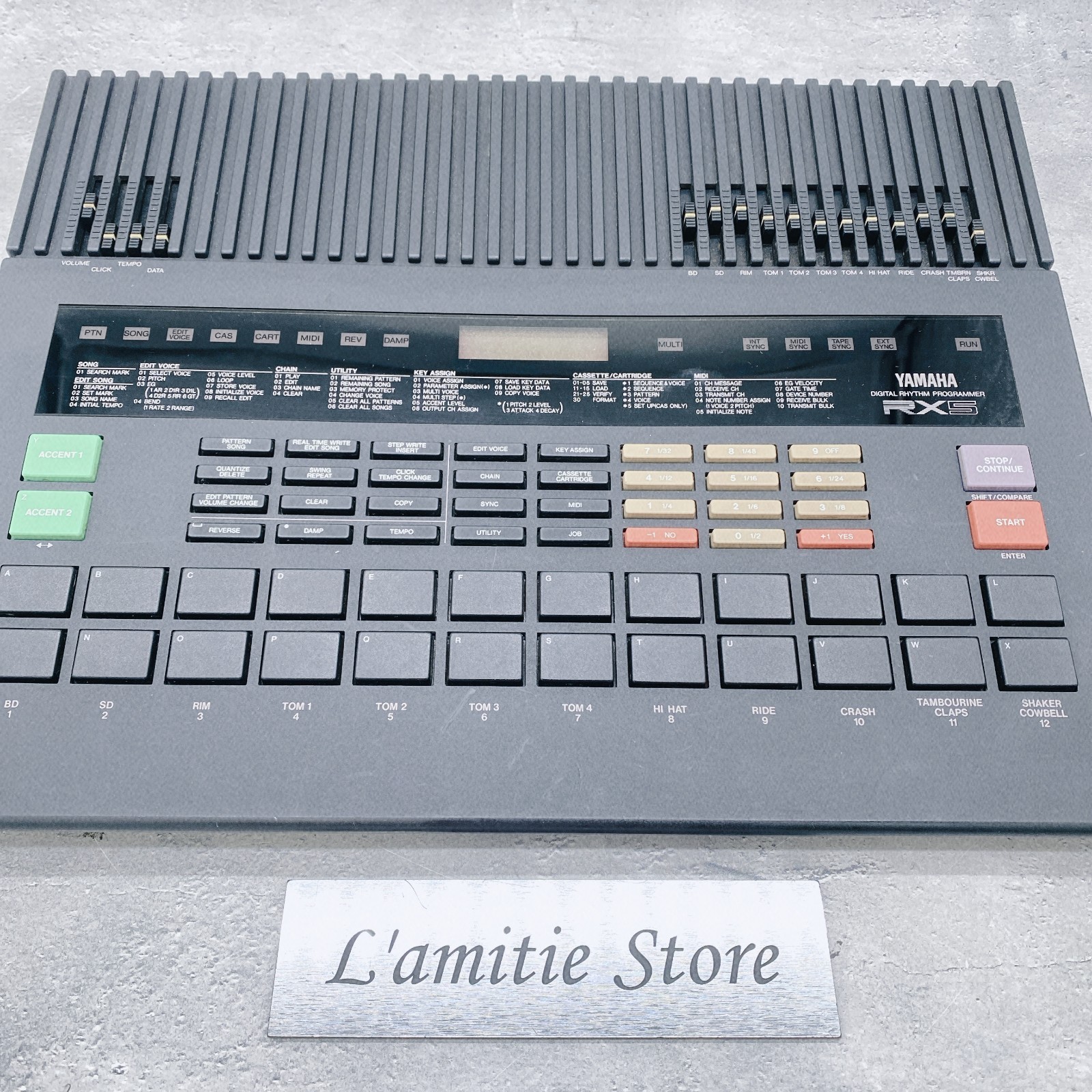 YAMAHA RX5 Digital Rhythm Programmer Drum Machine MIDI Sequencer Black RX 5 JP