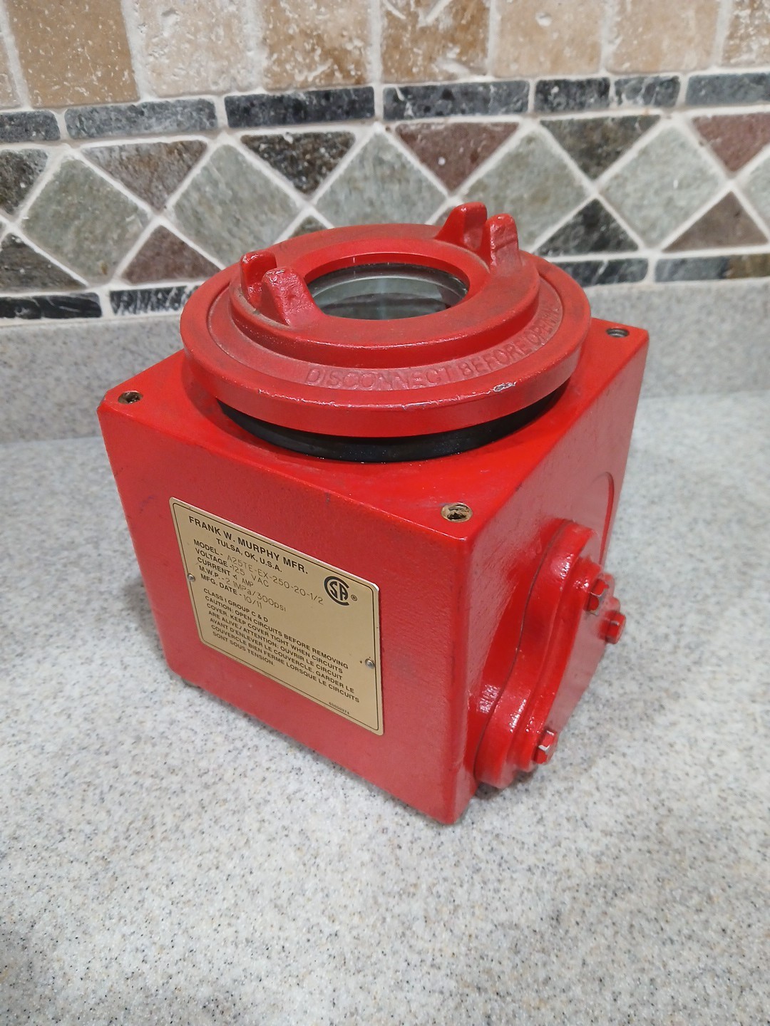 FRANK W. MURPHY SWICHGAGE A25TE-EX-250-20-1/2 BLAST EXPLOSION ROOF ENCLOSURE!