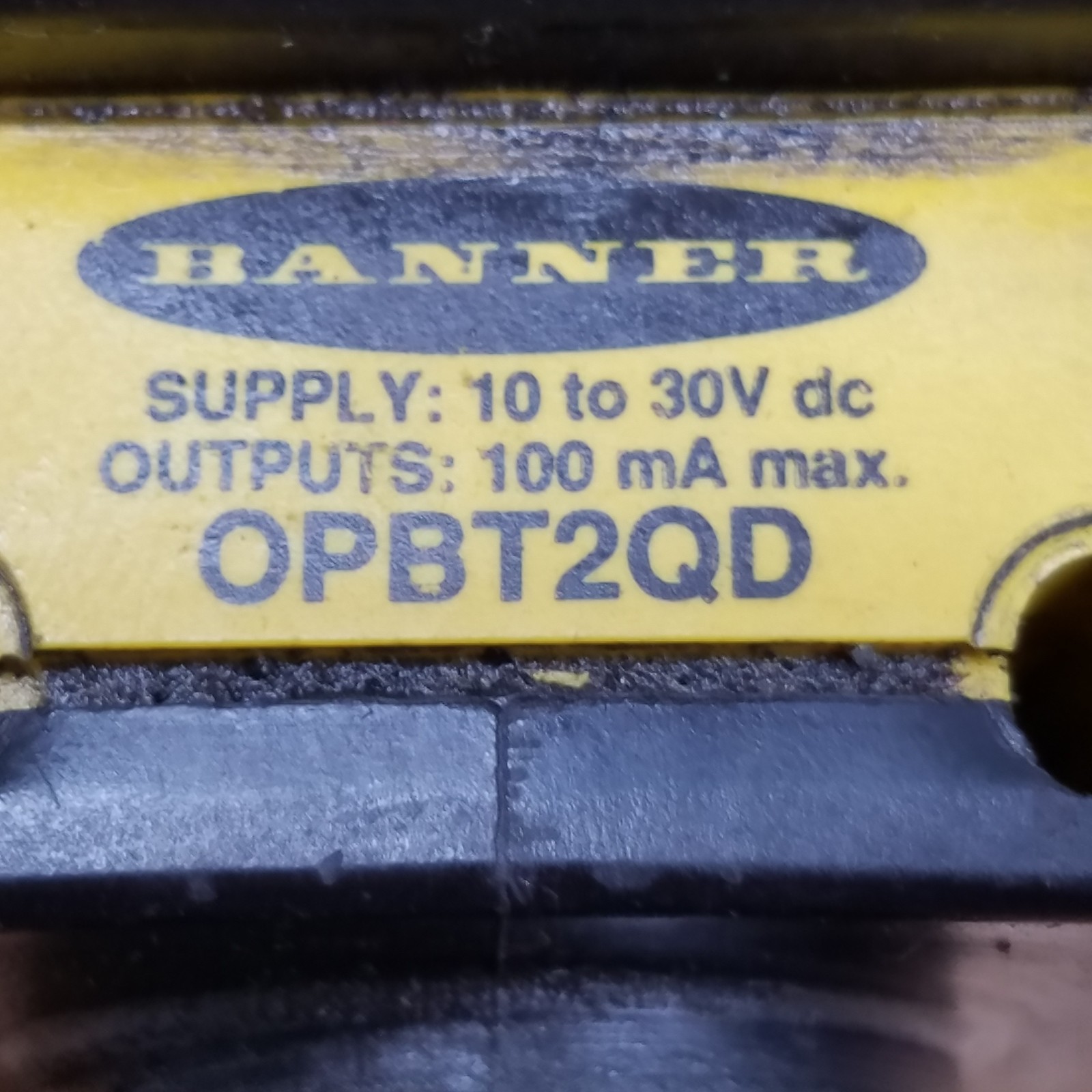 Banner Engineering OPBT2QD OMNI-BEAM Power Block - USED