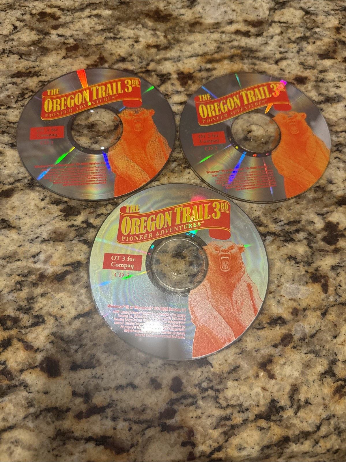 1998 The Oregon Trail 3rd Edition: Pioneer Adventures PC CD Computer Game