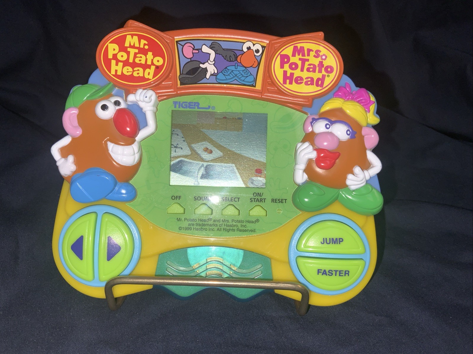 Vintage Mr Mrs Potato Head Handheld Tiger Electronic Game 1999 TESTED/WORKS