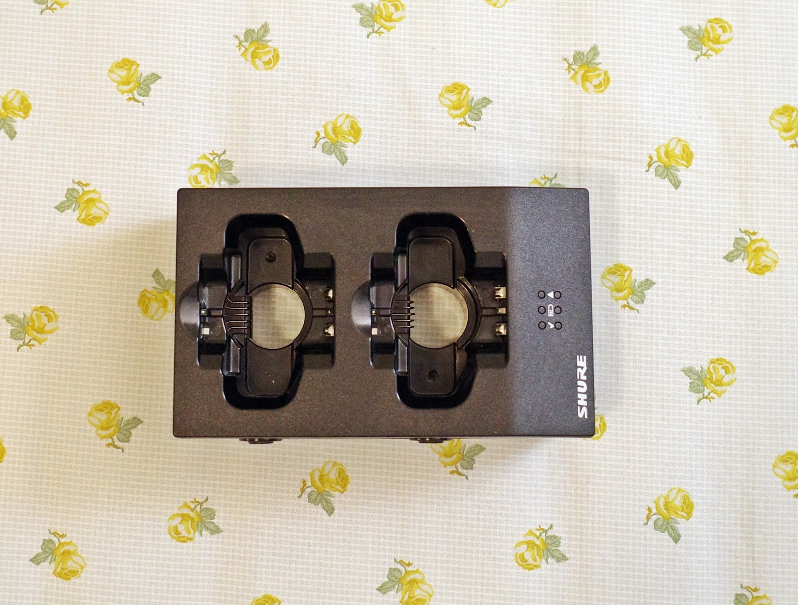 shure sbc200 Dual Docking Charger