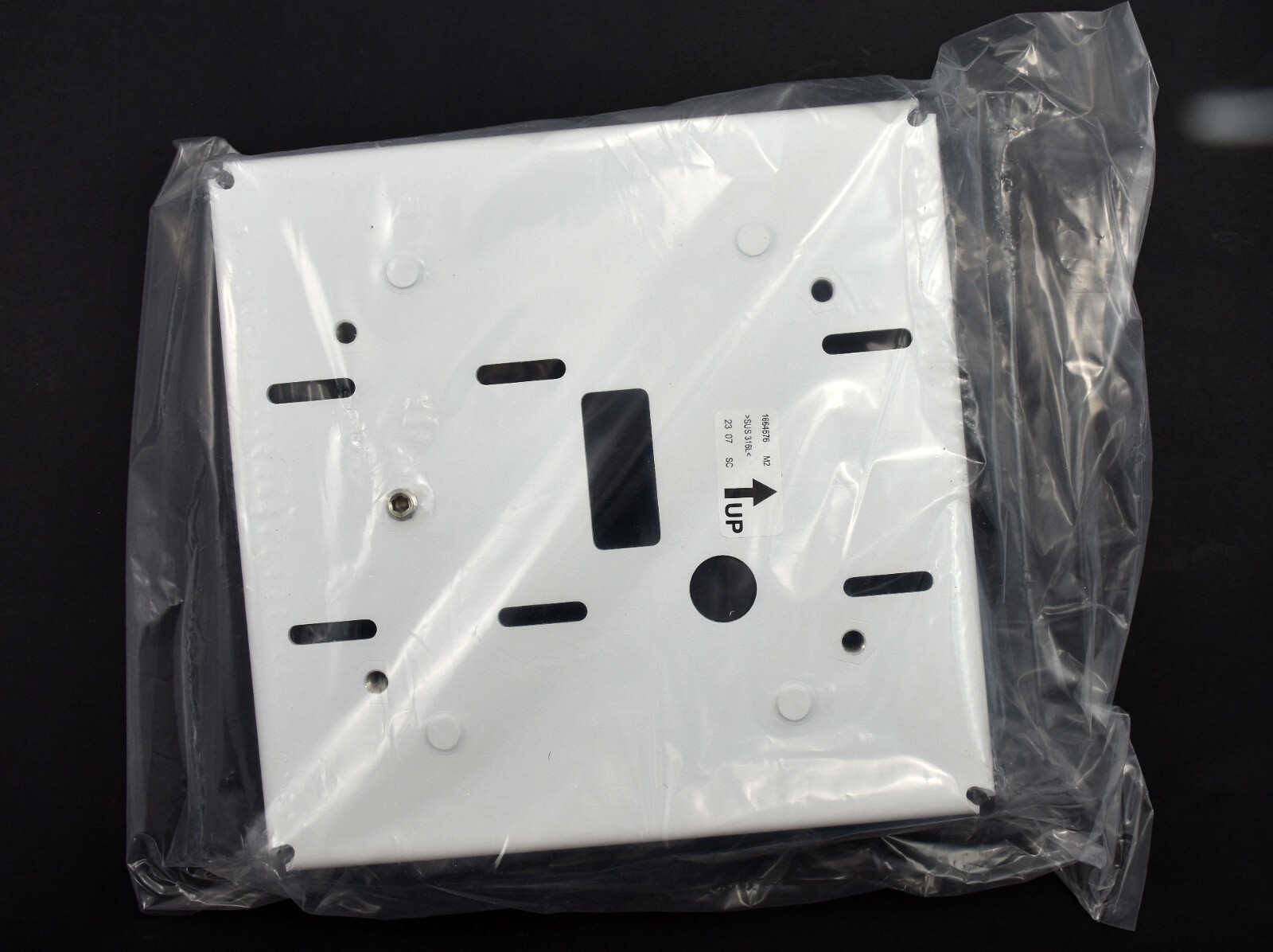 Axis - T94N01G - POLE MOUNT 5901-341