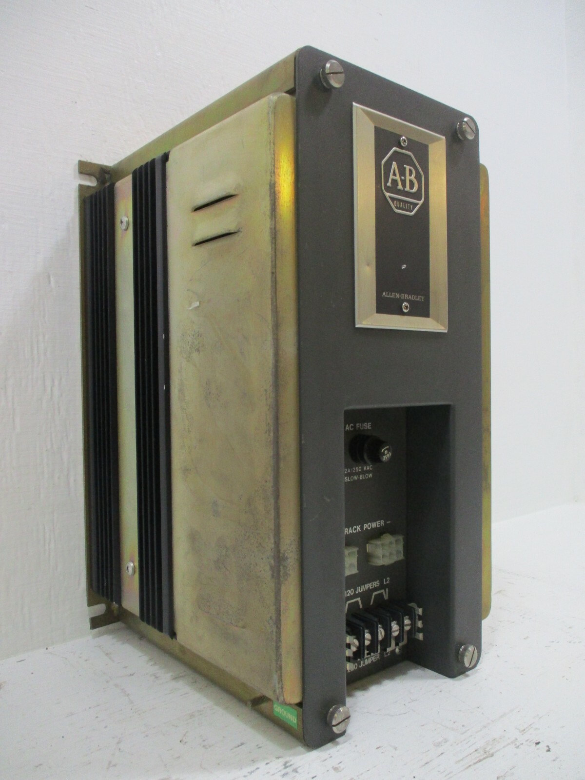 Allen Bradley 1777-P2 1777 PLC-2 Programmable Controller Power Supply 1772P2 AB