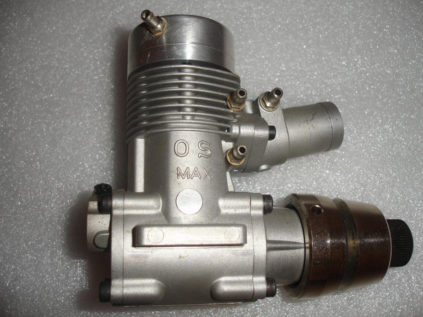 O.S. 77 VR-M 2-Stroke Nitro/Glow RC racing Boat Engine excellent condition clean