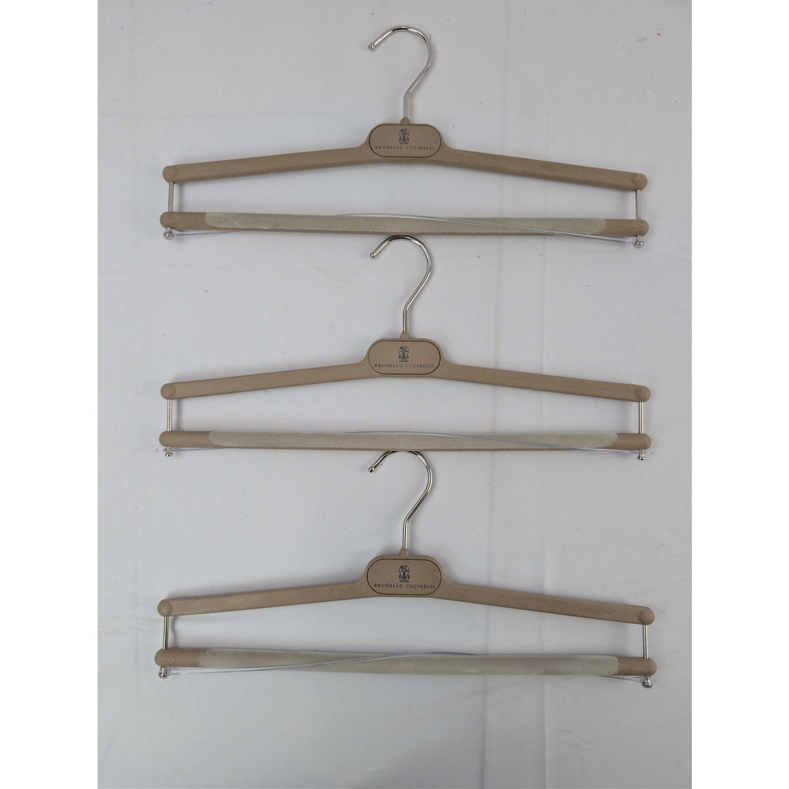 Brunello Cucinelli Size: OS/ Plastic Pants Hanger in Brown BNWT OS