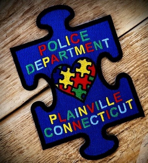 Patch ~ CONNECTICUT CT PLAINVILLE POLICE 🚨 AUTISM AWARENESS VERY LIMITED