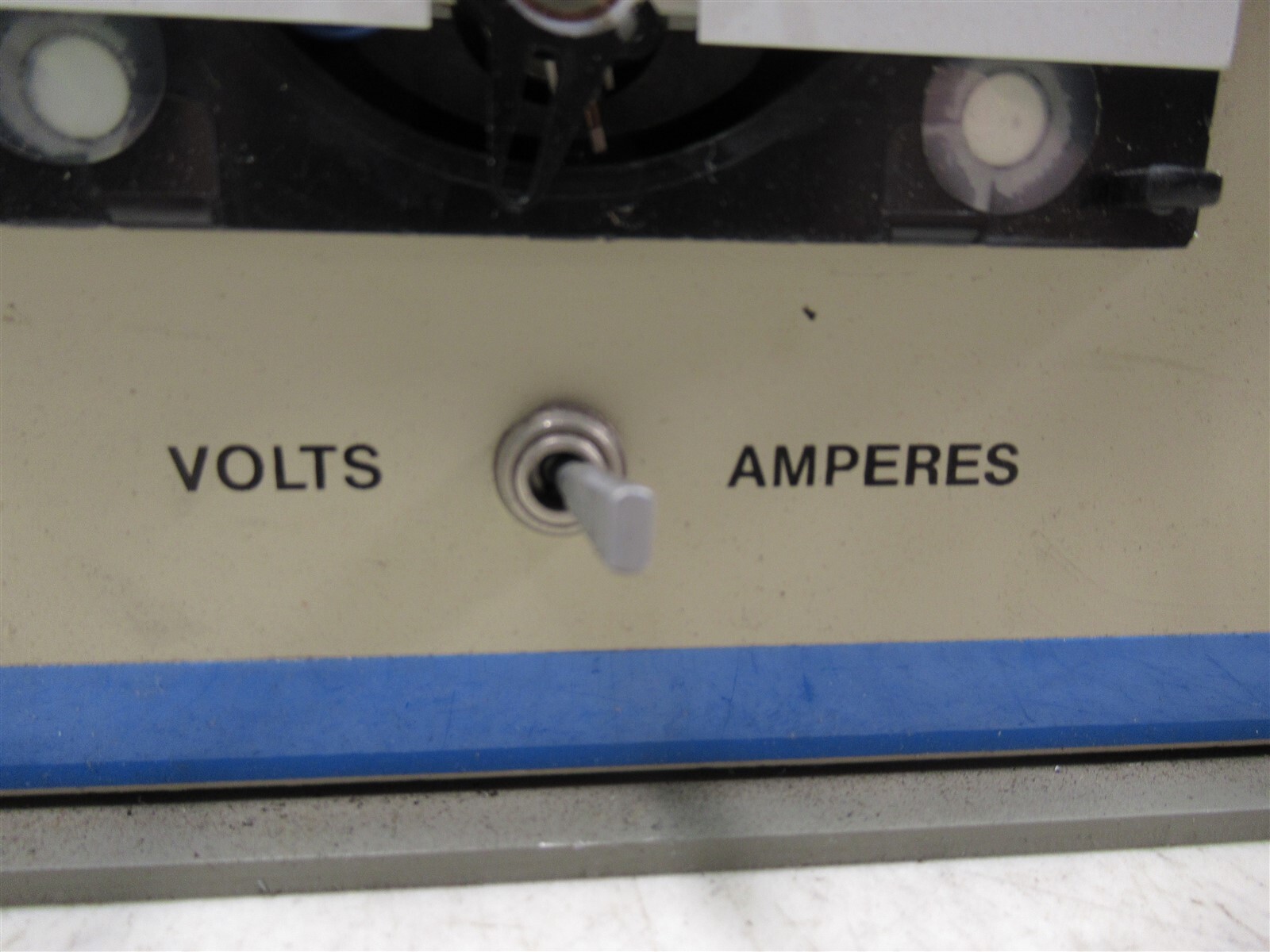 ORIEL 68750 100 Watt Power Supply Laboratory Unit Adjustable Lab Device