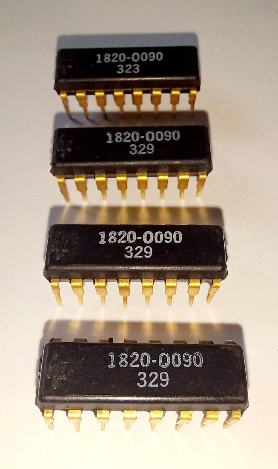 Lot of 4*   HP 1820-0090  IC CHIP  DIP-16  OEM PARTS *SUPER RARE NOS military?