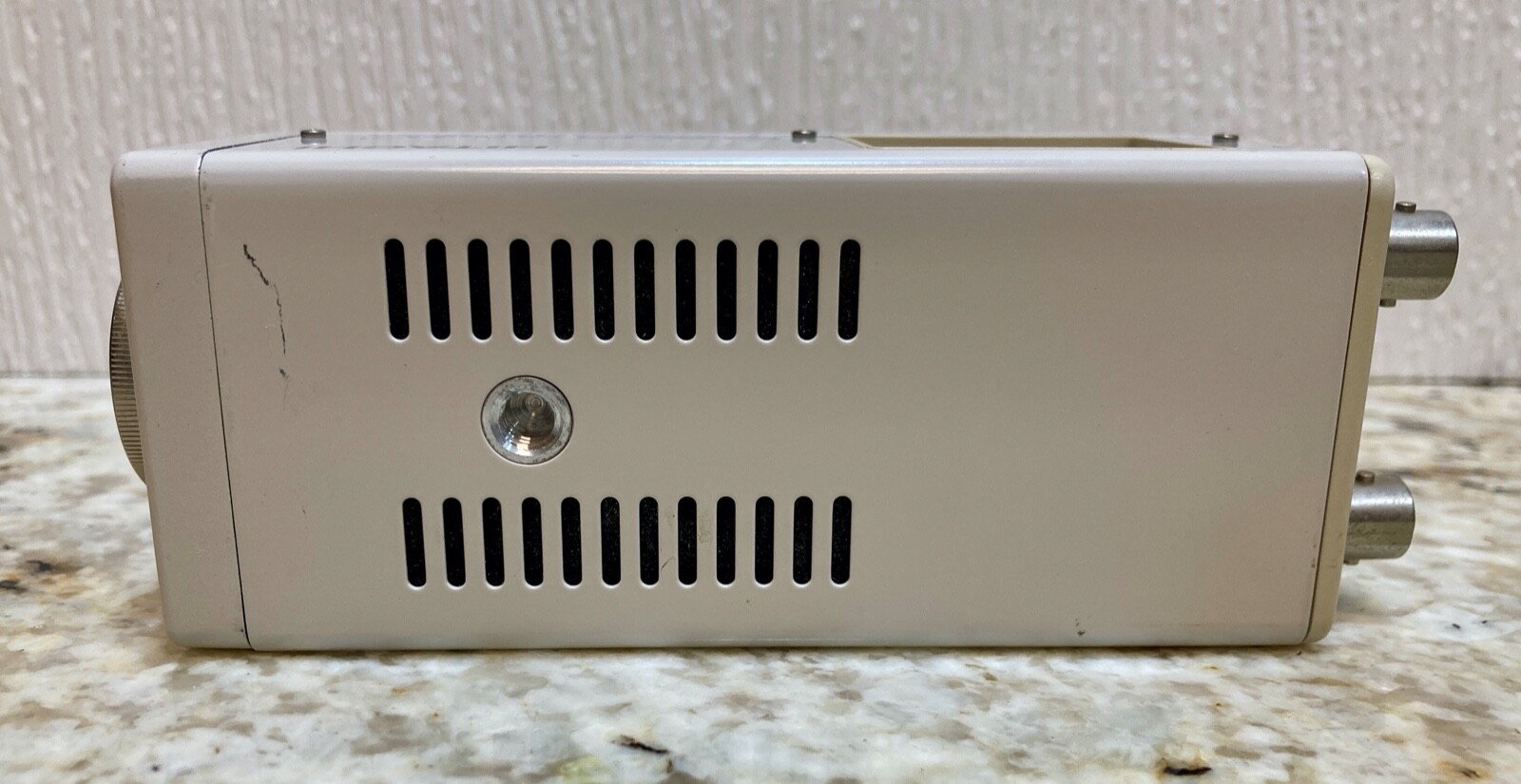 Hitachi VK-C370 DSP - DIGITAL SIGNAL PROCESSOR (Untested)