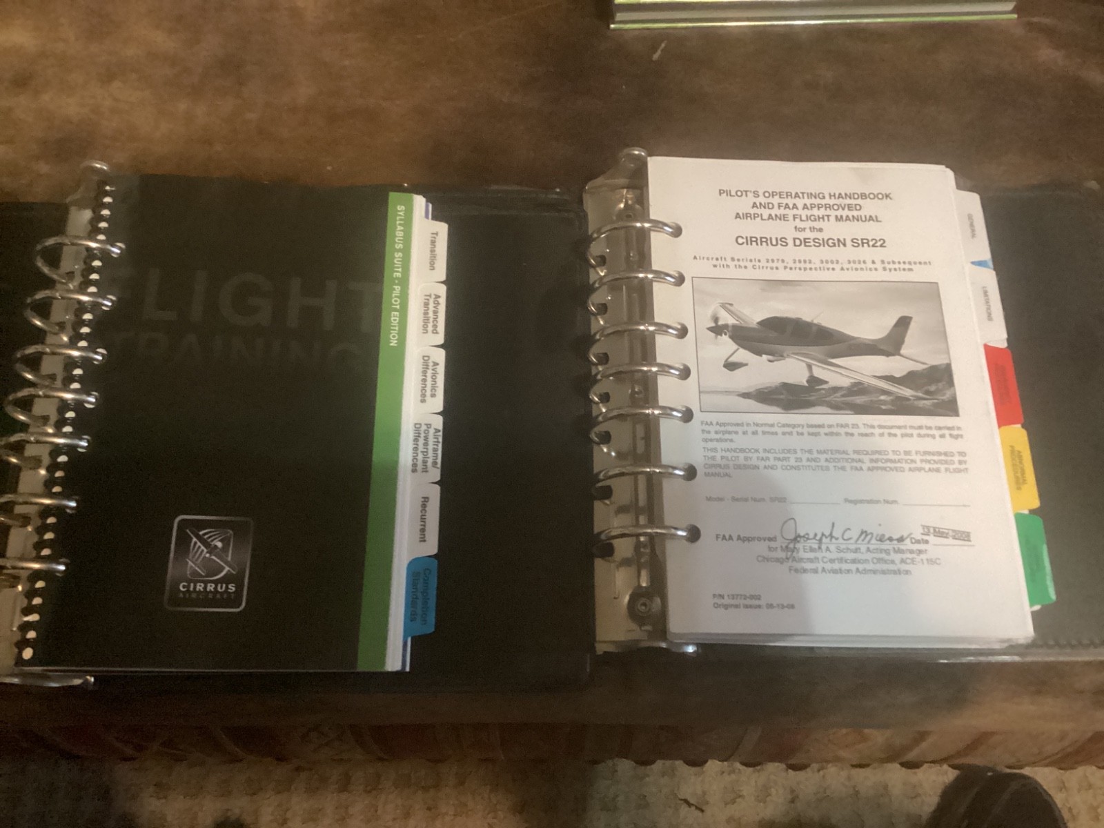 Cirrus SR22 POH and FAA Approved Airplane Flying Manual and training guide