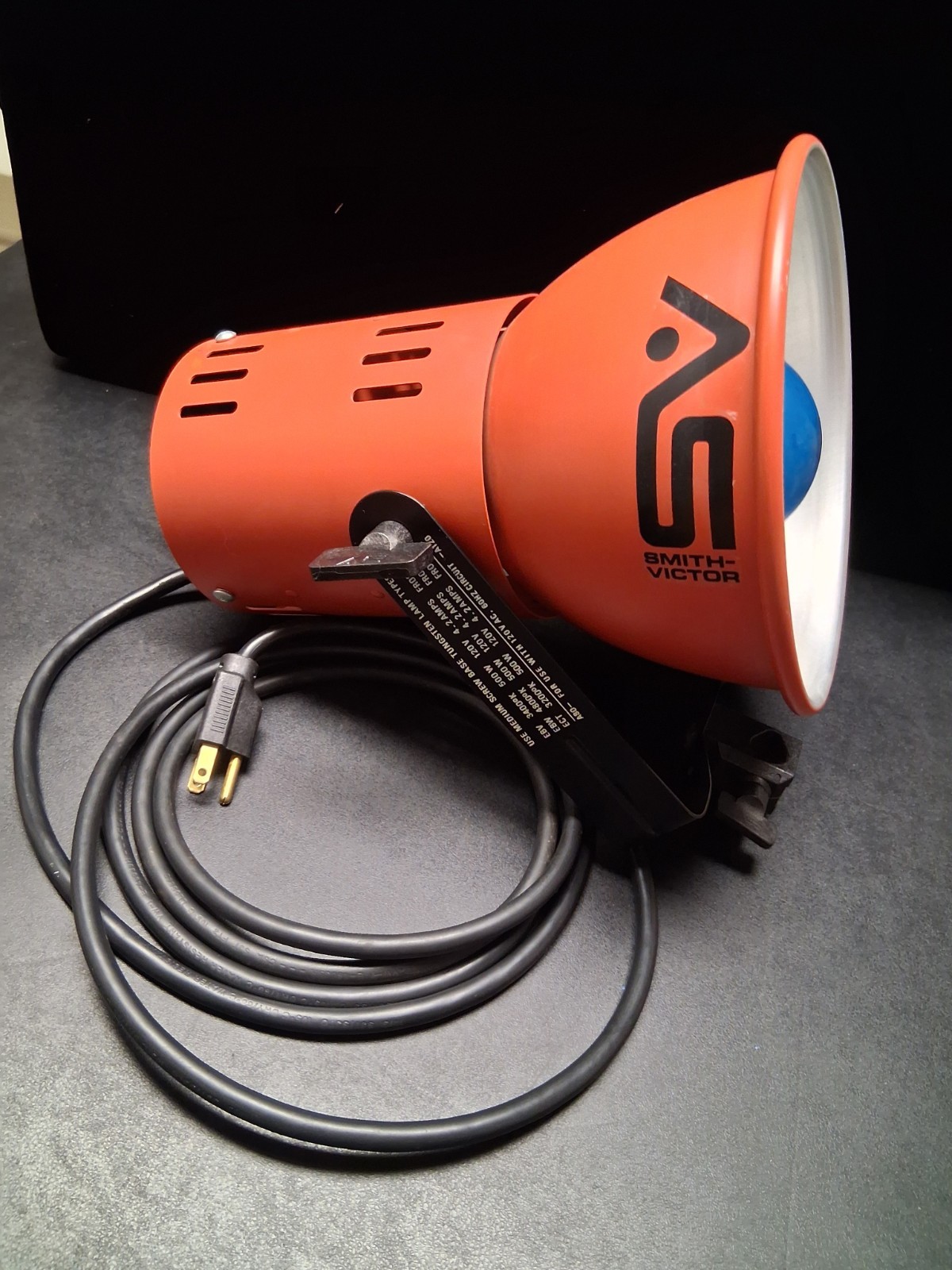 Smith-Victor Photographic Light Model A80 w/Bulb