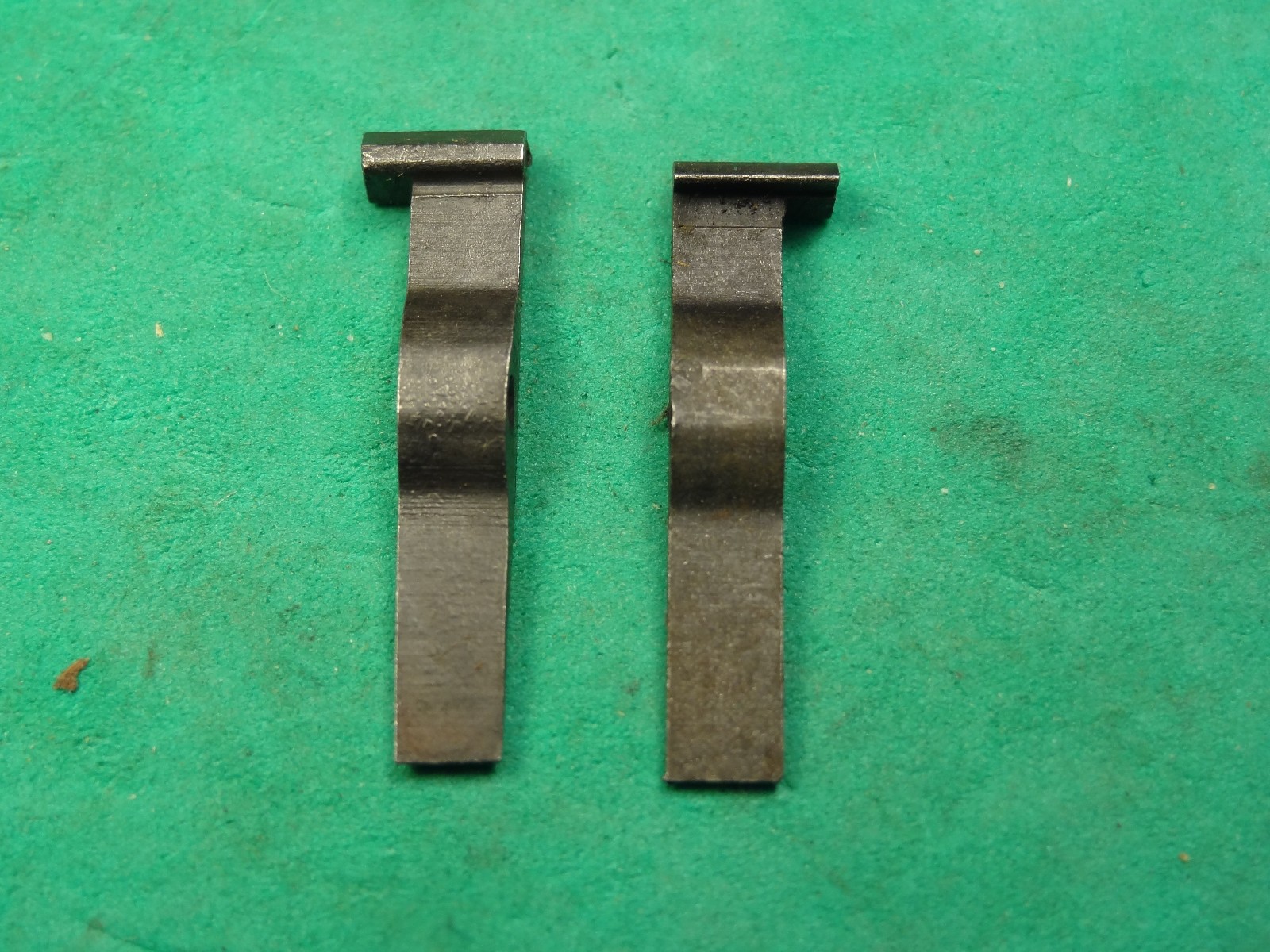 Savage 29A 29B Right & Left Extractor