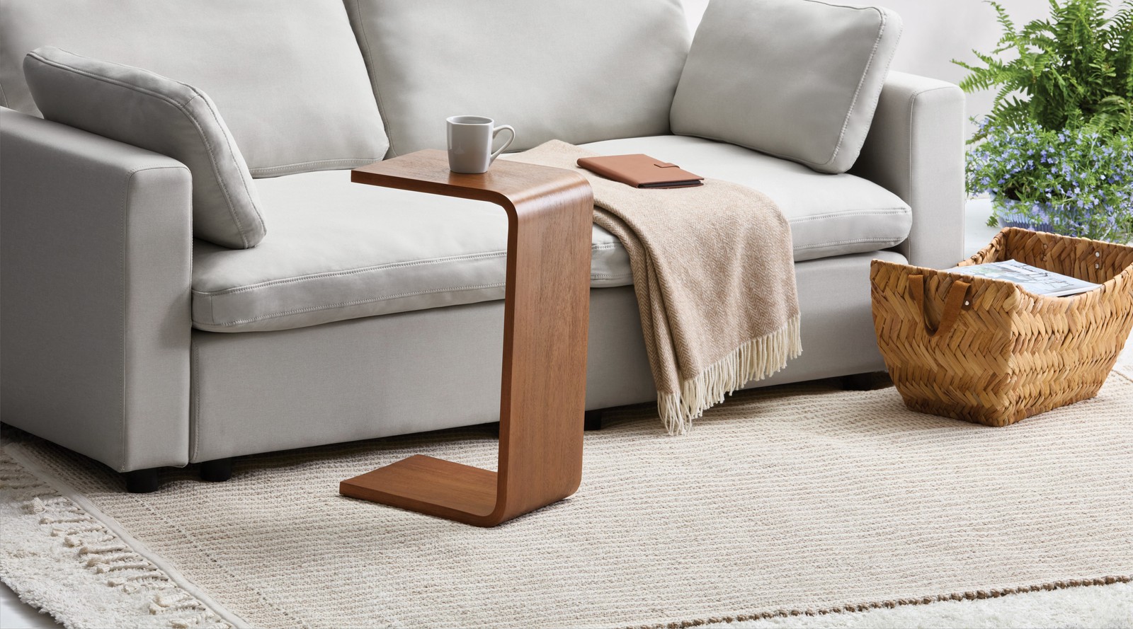 Amelia C-Shape Table