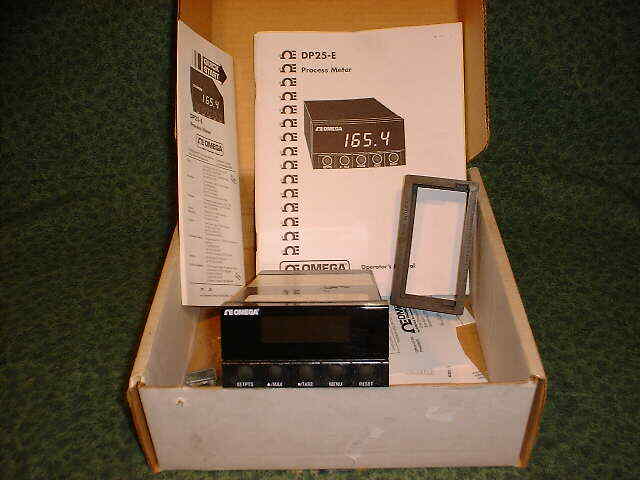 NEW Omega Process Meter - DP25-E-R - 120 VAC  (17270-H2)