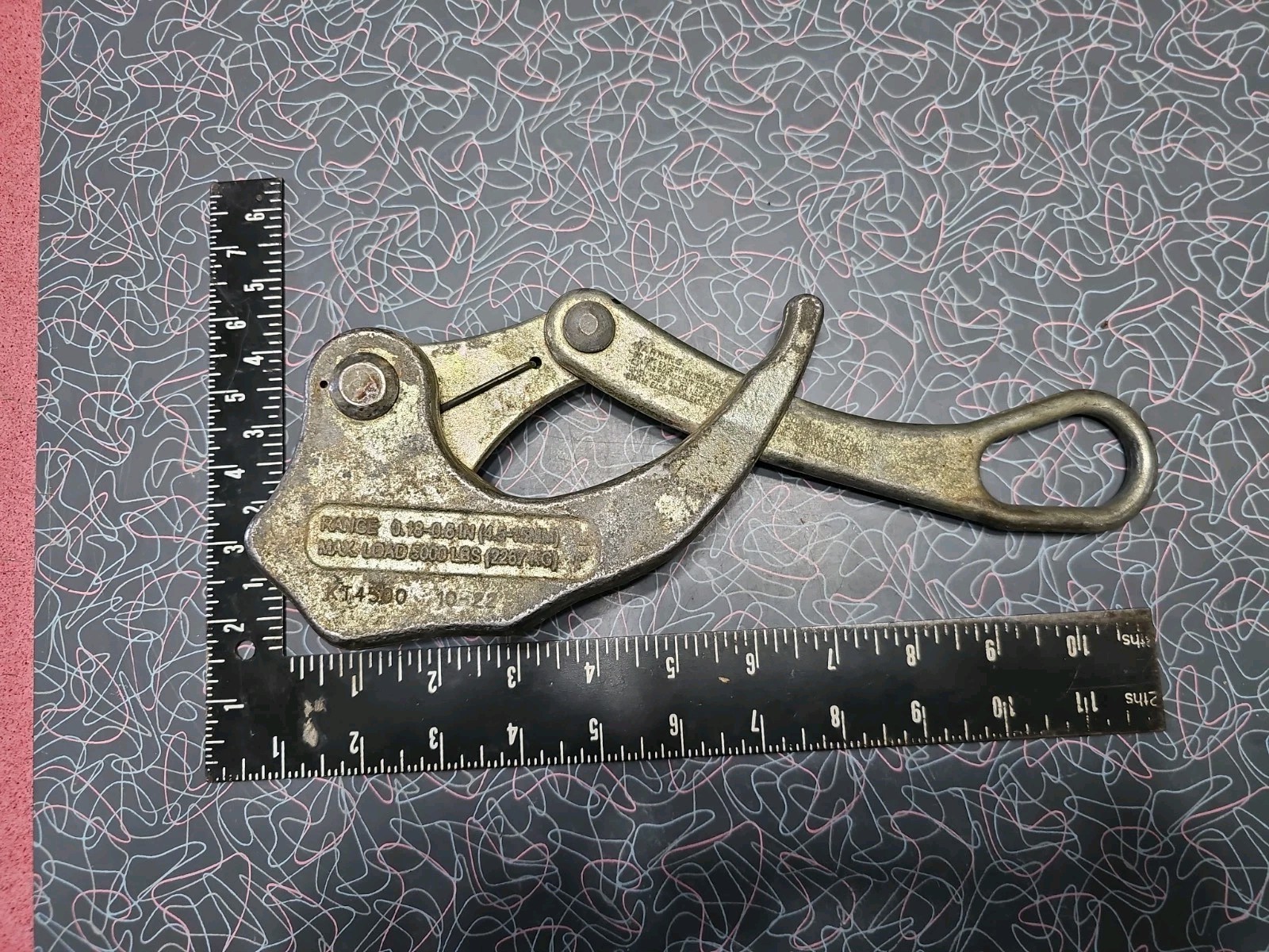 Klein Tools KT4500 Parallel Jaw Grip 4500 Series ACSR Cable Pulling Grip Used