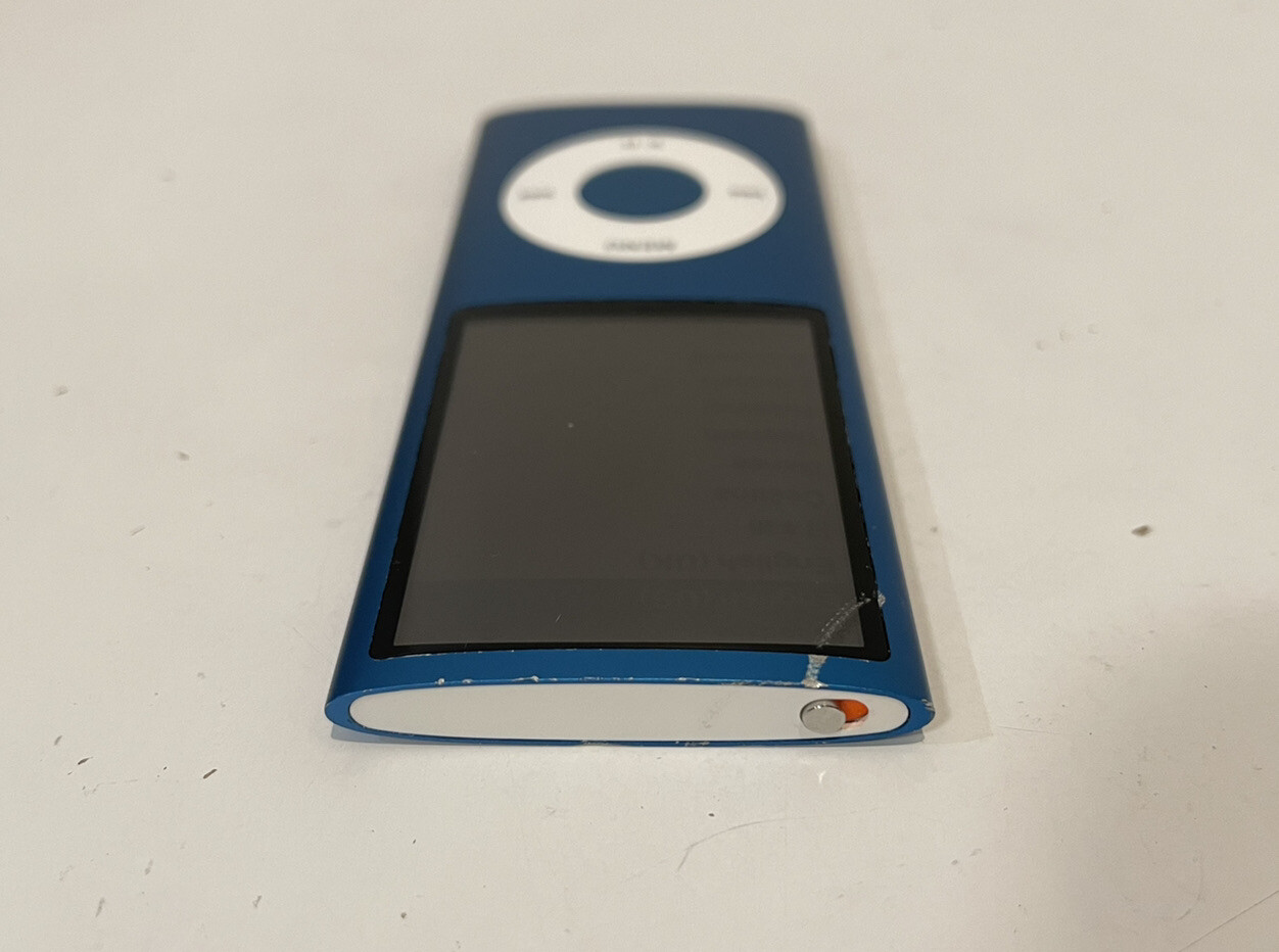 Apple iPod nano 4th Generation Chromatic Blue (16 GB)