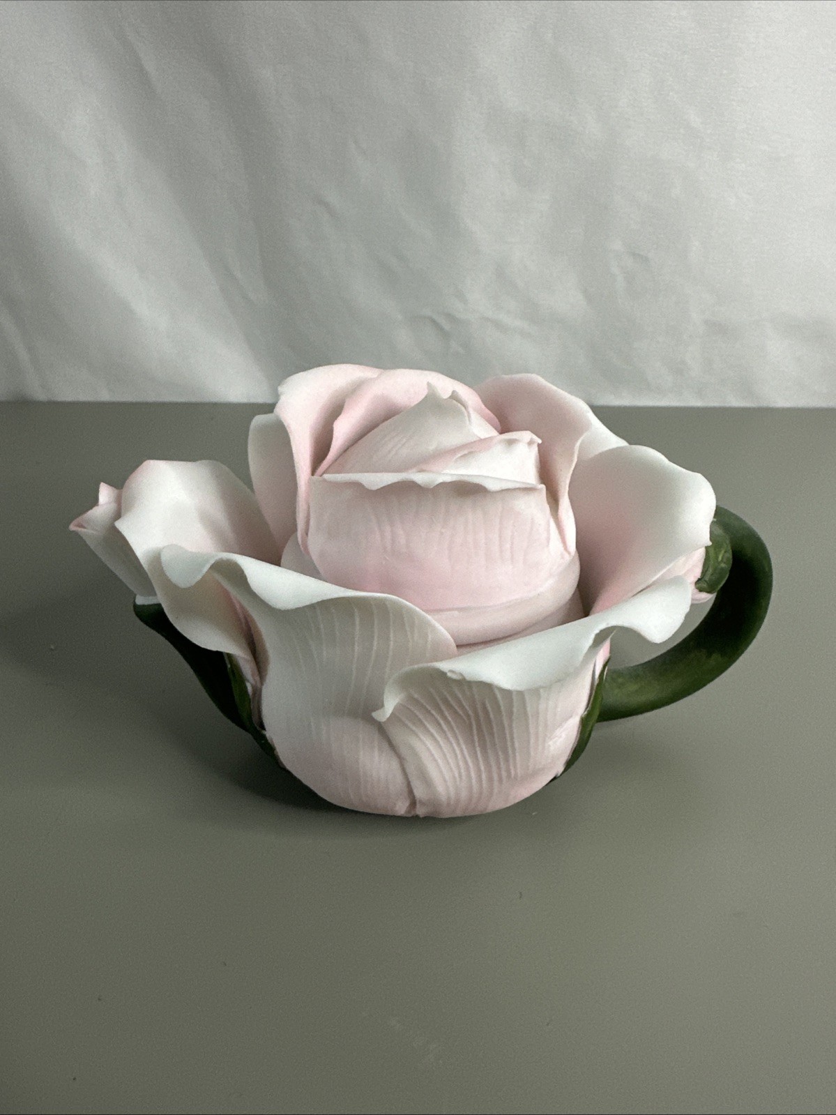 Vintage Berkely Designs 3.5" Pink Rose Teapot Trinket Box