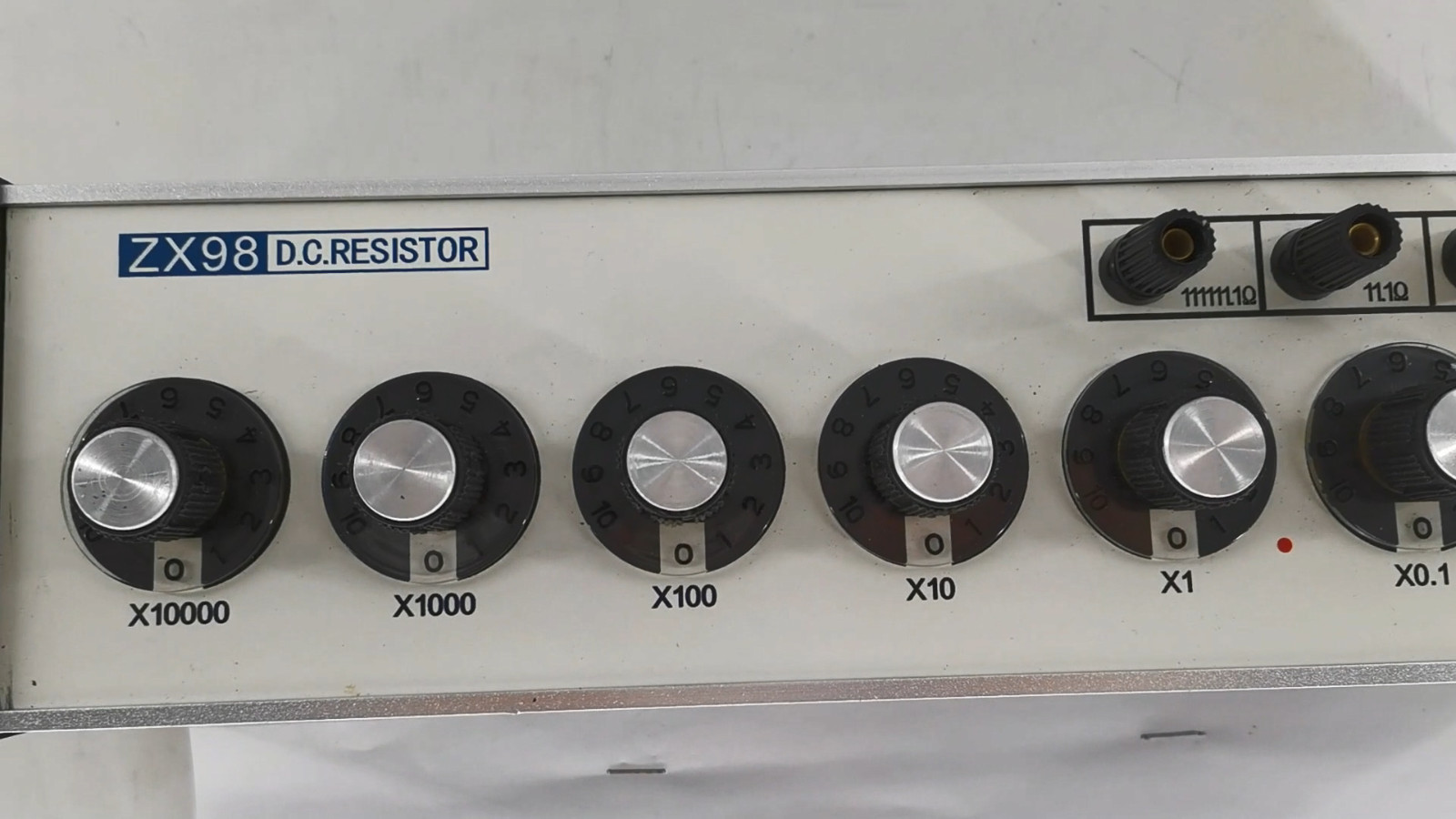 7 Dials DC Resistor Resistance Box Decade Box Measuring Range 0.01~111111.10Ω