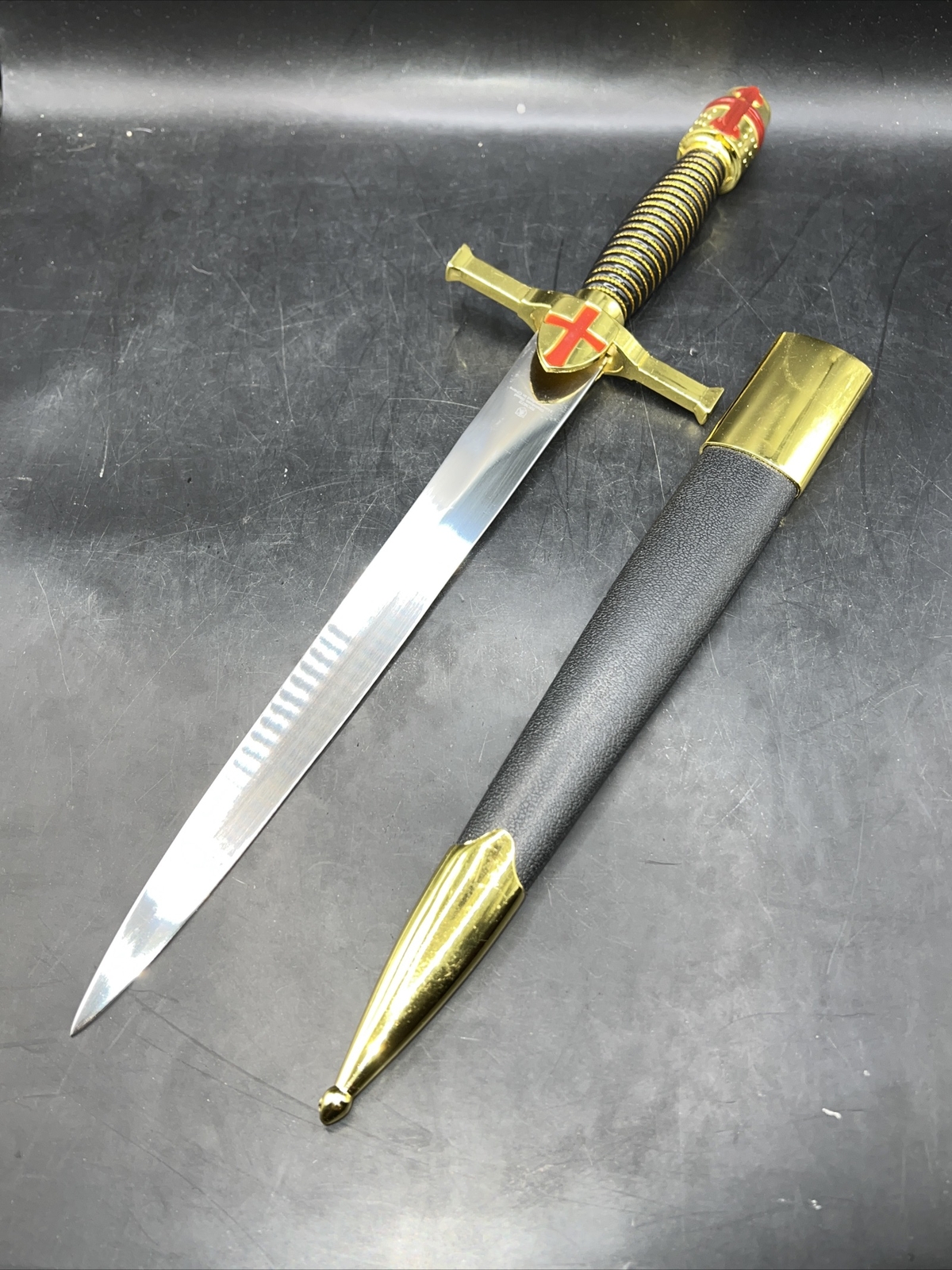 Kriegar Templar Dagger With Sheaths BK3672