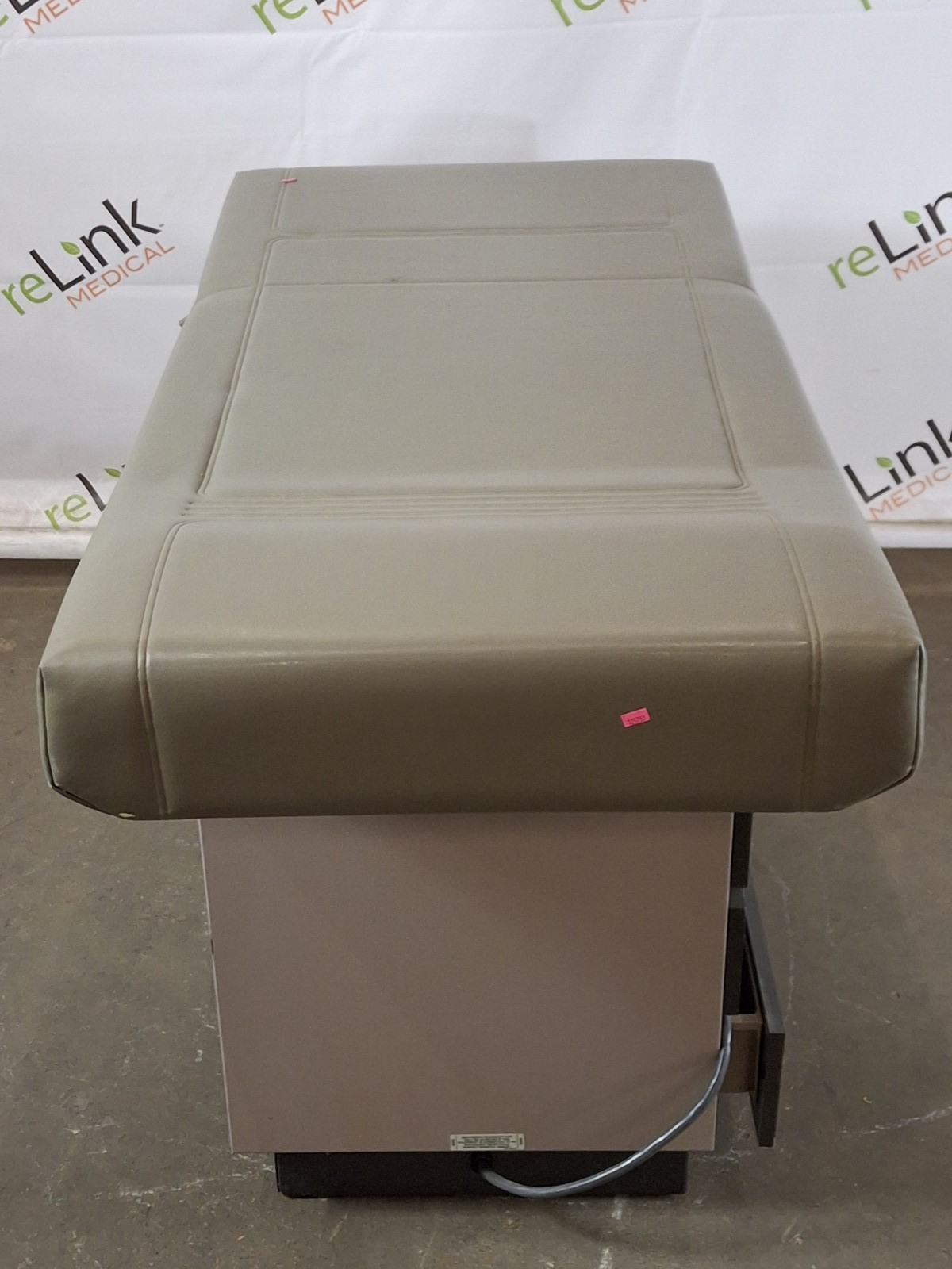 Ritter 104 Exam Table