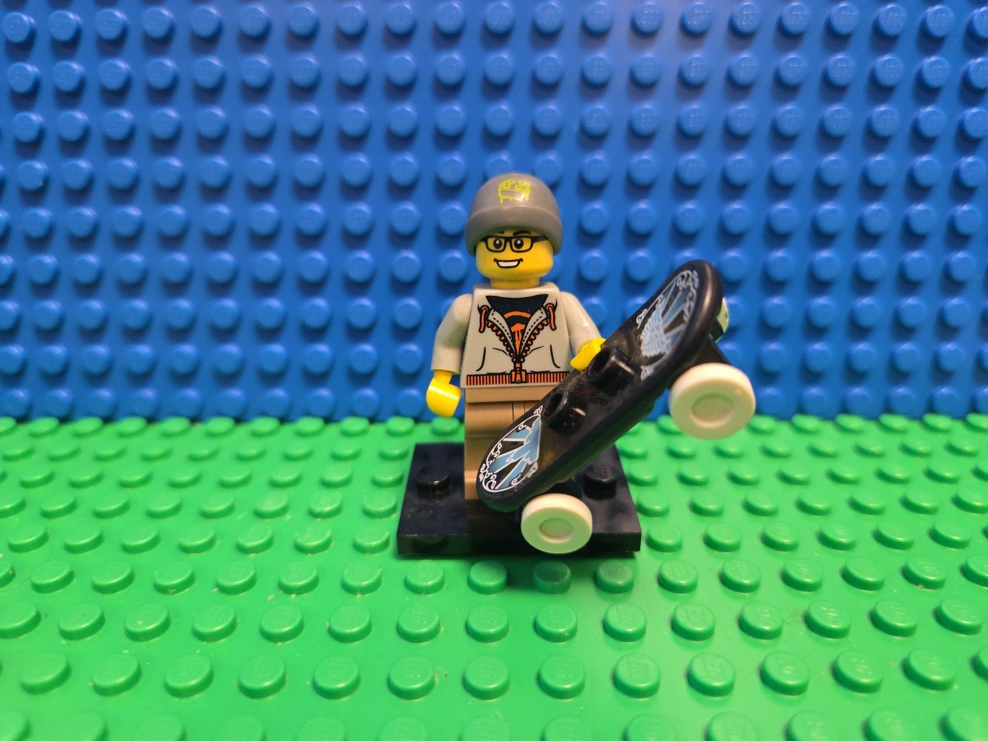 Lego Street Skater Minifigure Collectible Series 4 Complete 8804 CMF Rare Lot