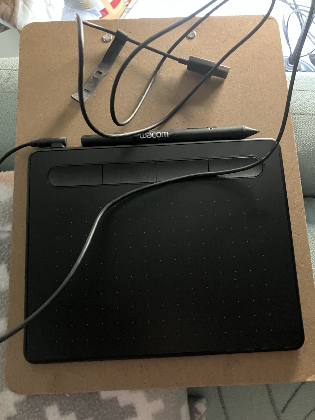 Wacom Intuos CTL-4100 Small Drawing Tablet - Black